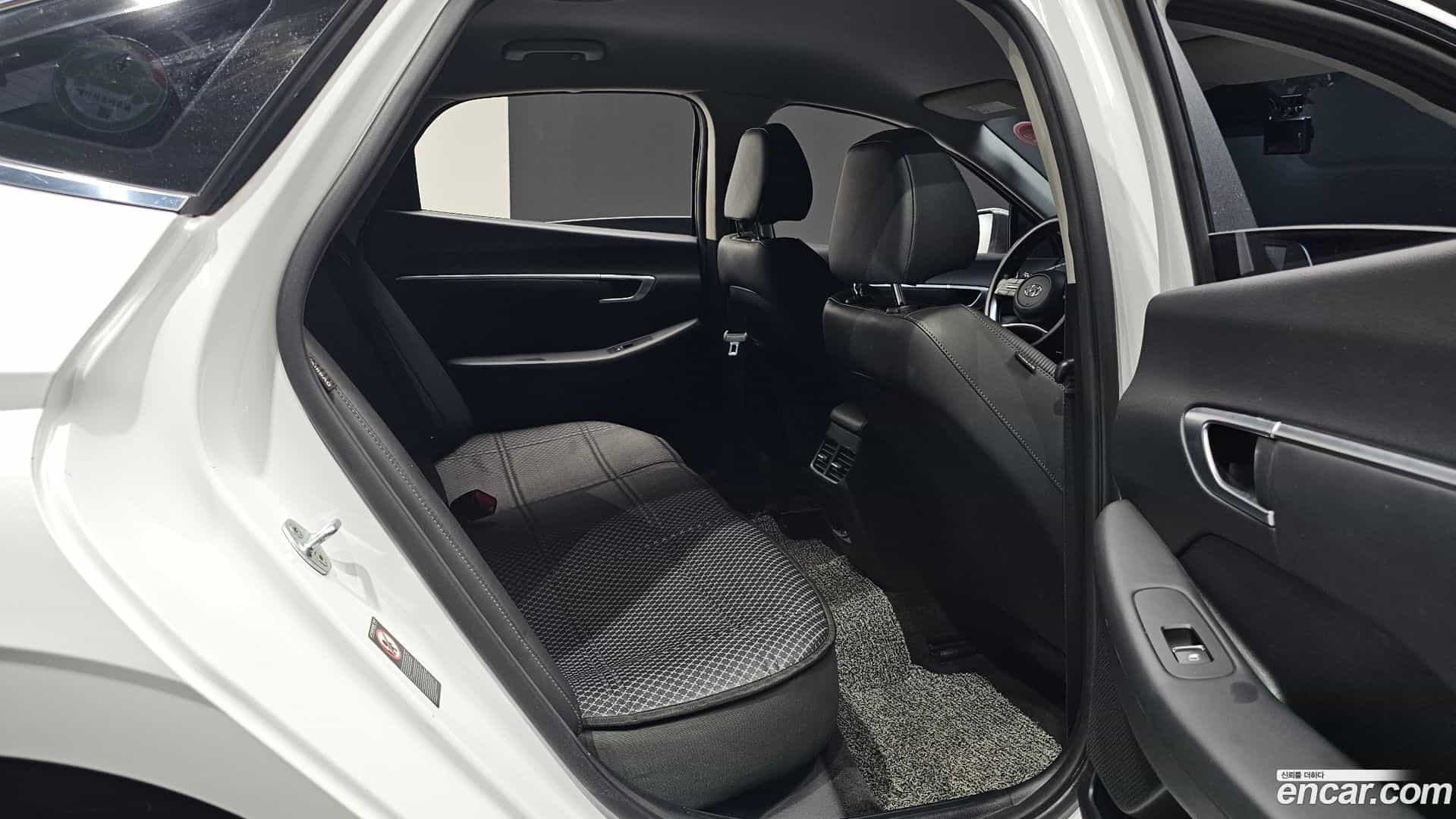Sonata Hyundai 2019.4-INNER-036