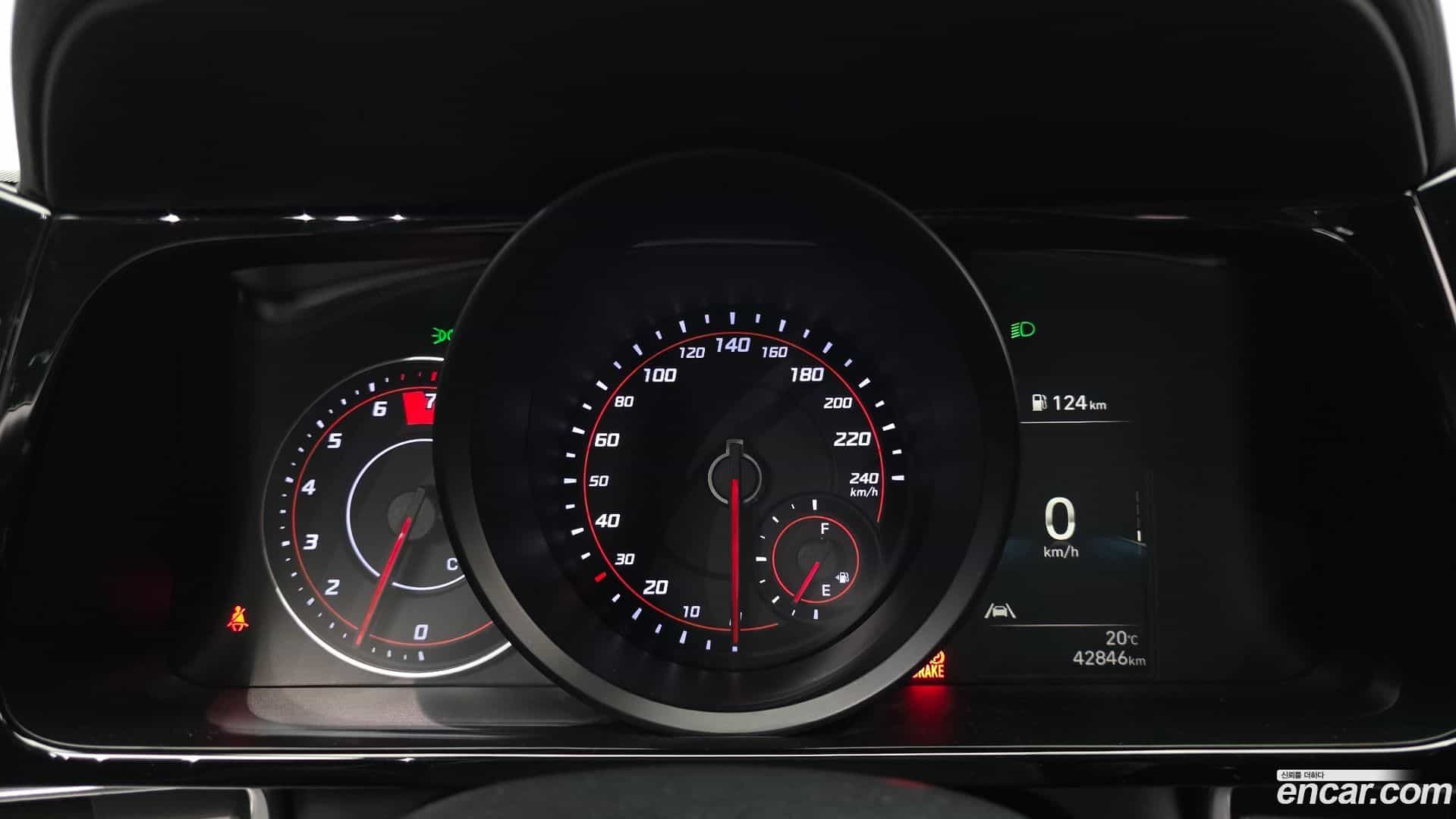 AVANTE Hyundai 2020.10-INNER-008