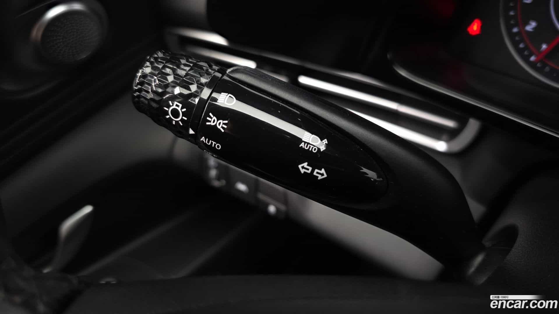 AVANTE Hyundai 2020.10-OPTION-023