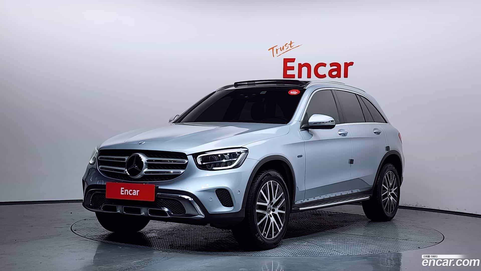 GLC-Class Mercedes-Benz 2021.11-OUTER-001