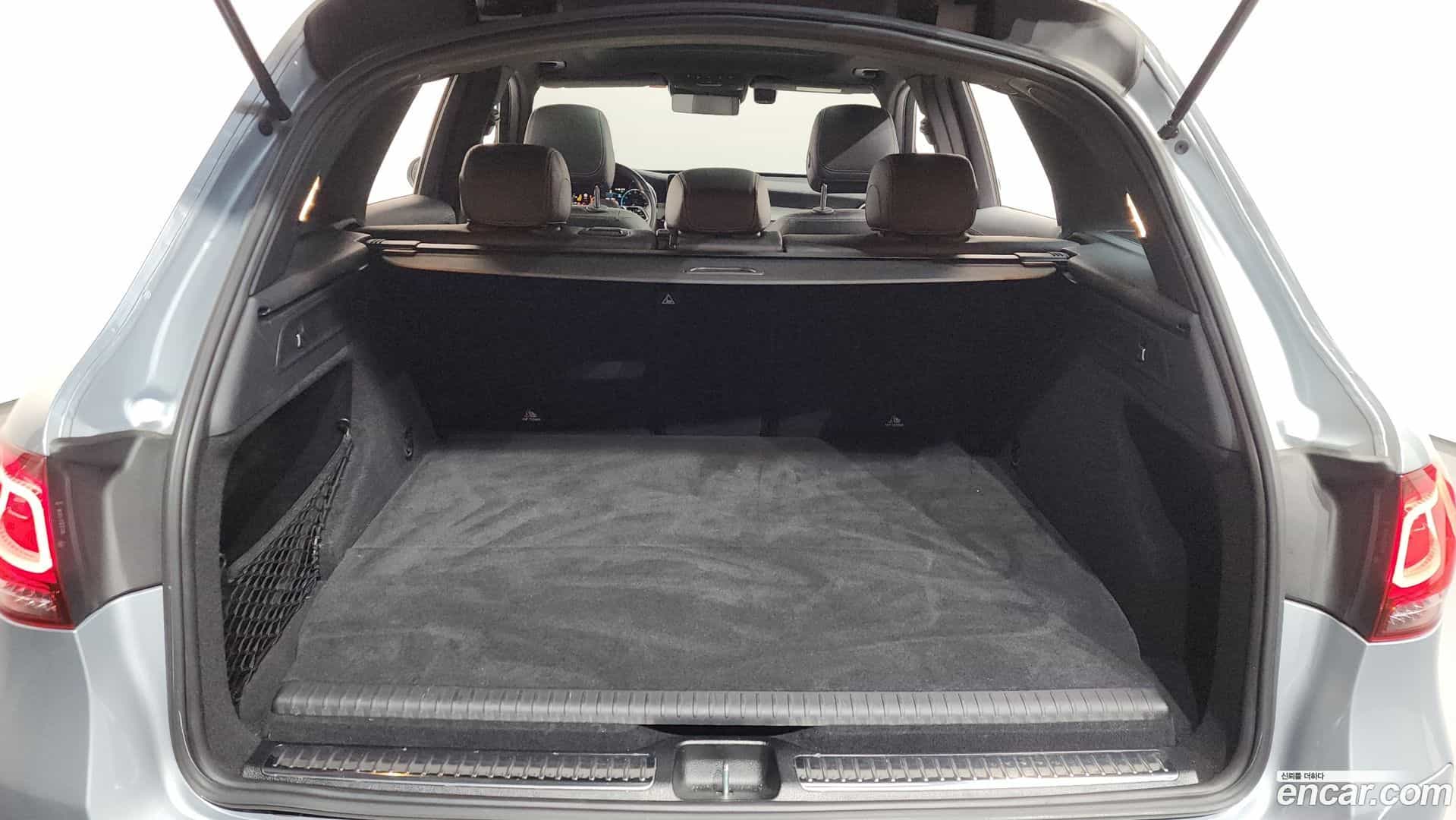 GLC-Class Mercedes-Benz 2021.11-OPTION-024
