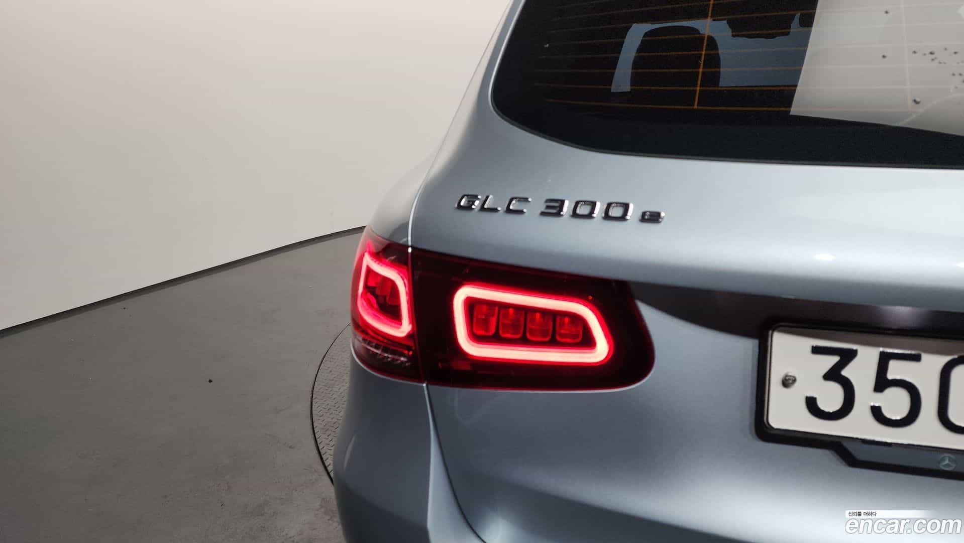 GLC-Class Mercedes-Benz 2021.11-OUTER-033