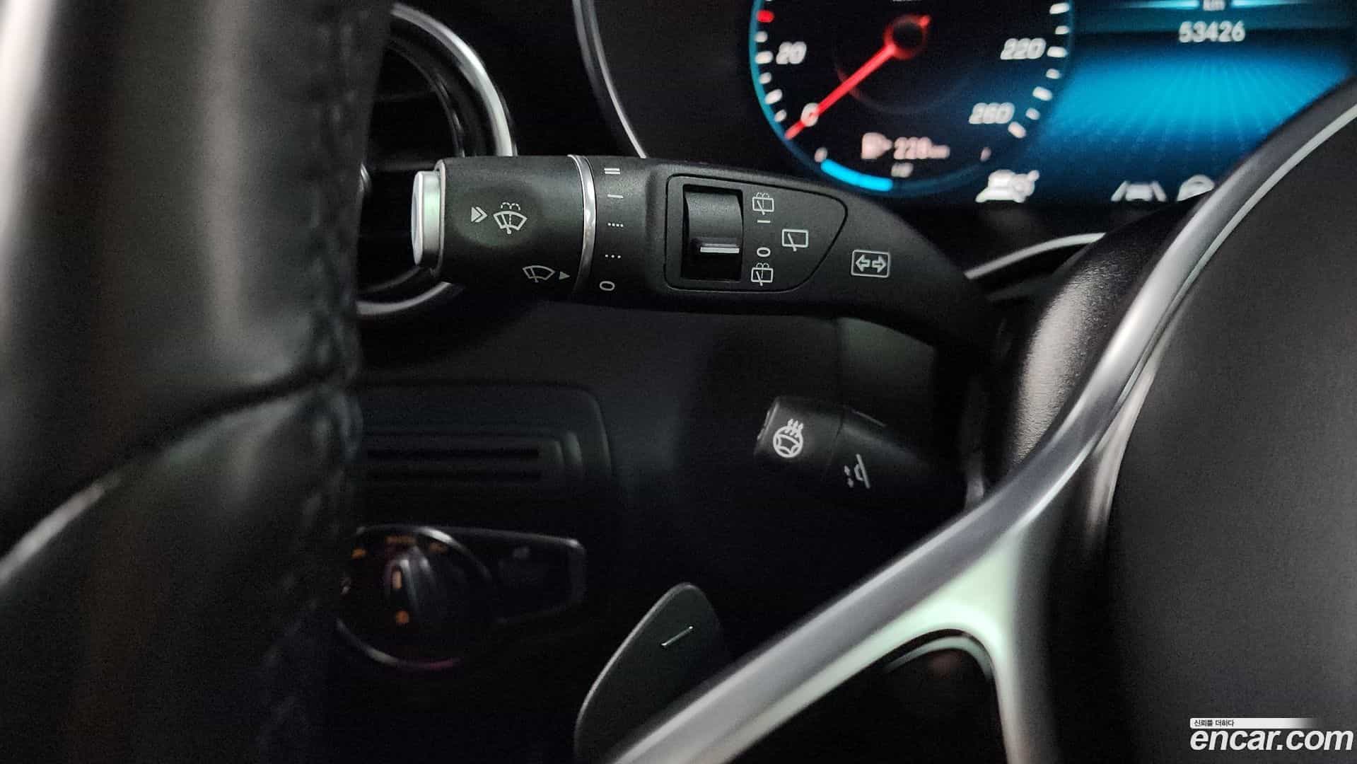 GLC-Class Mercedes-Benz 2021.11-OPTION-042