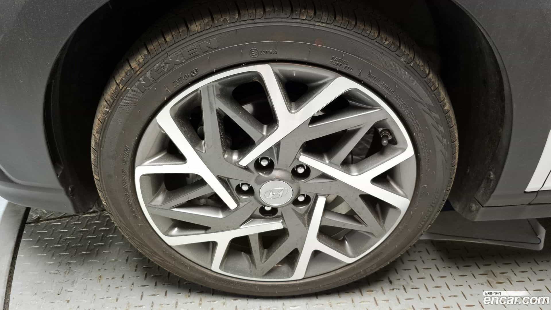 Kona Hyundai 2023.2-OUTER-005