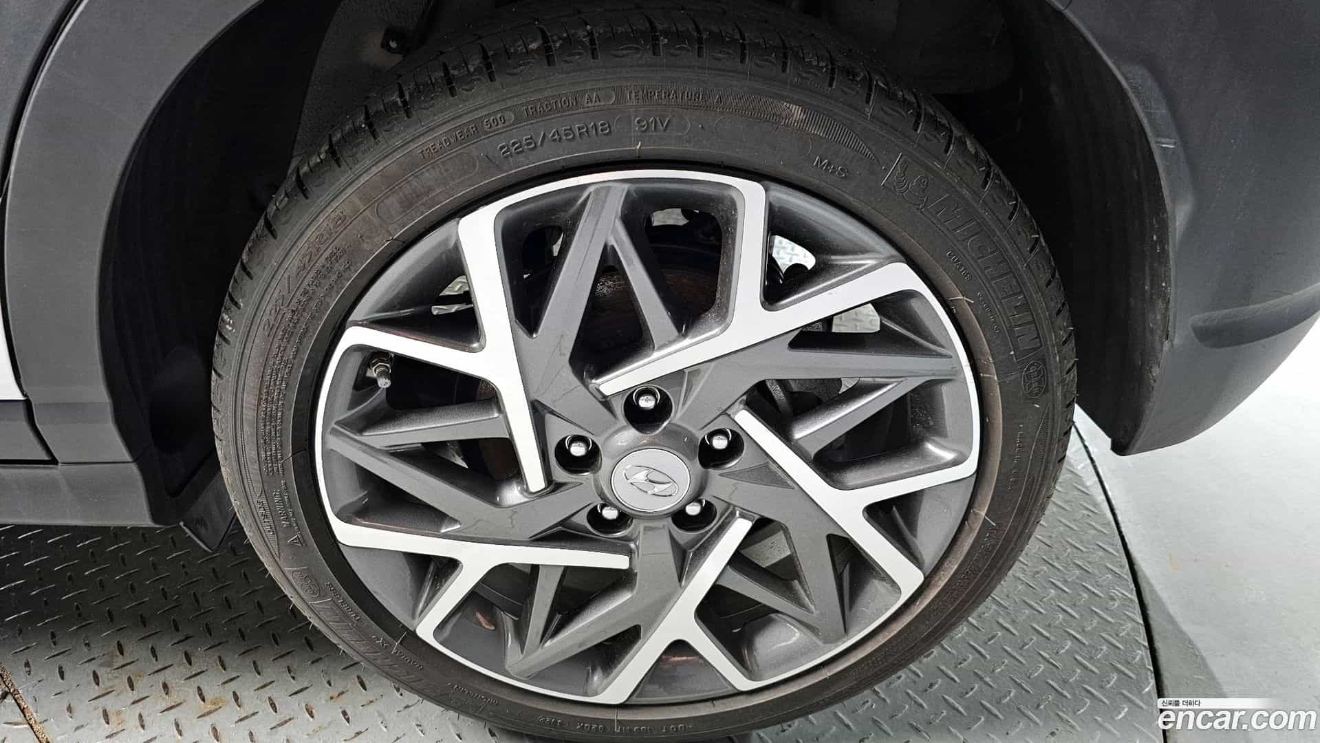 Kona Hyundai 2023.2-OUTER-031