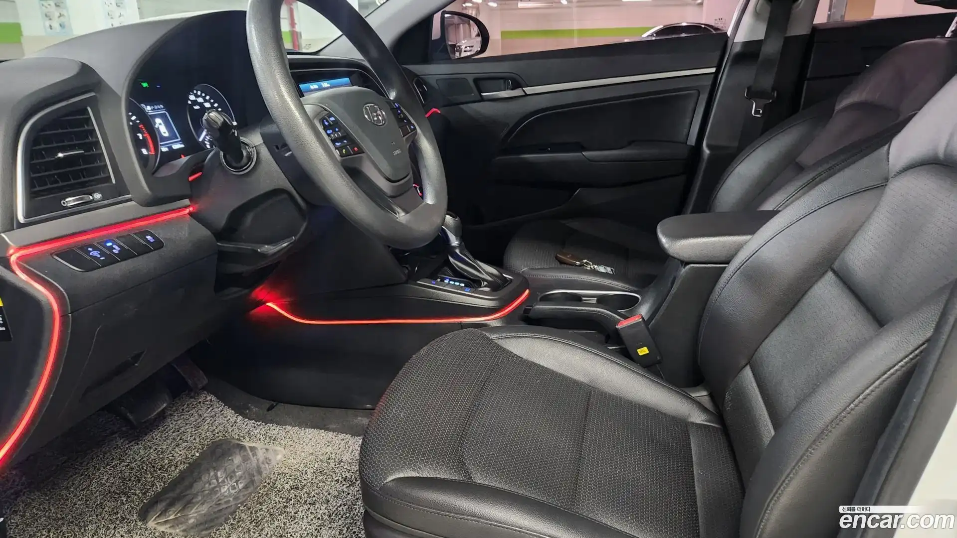 AVANTE Hyundai 2018.1-OPTION-016