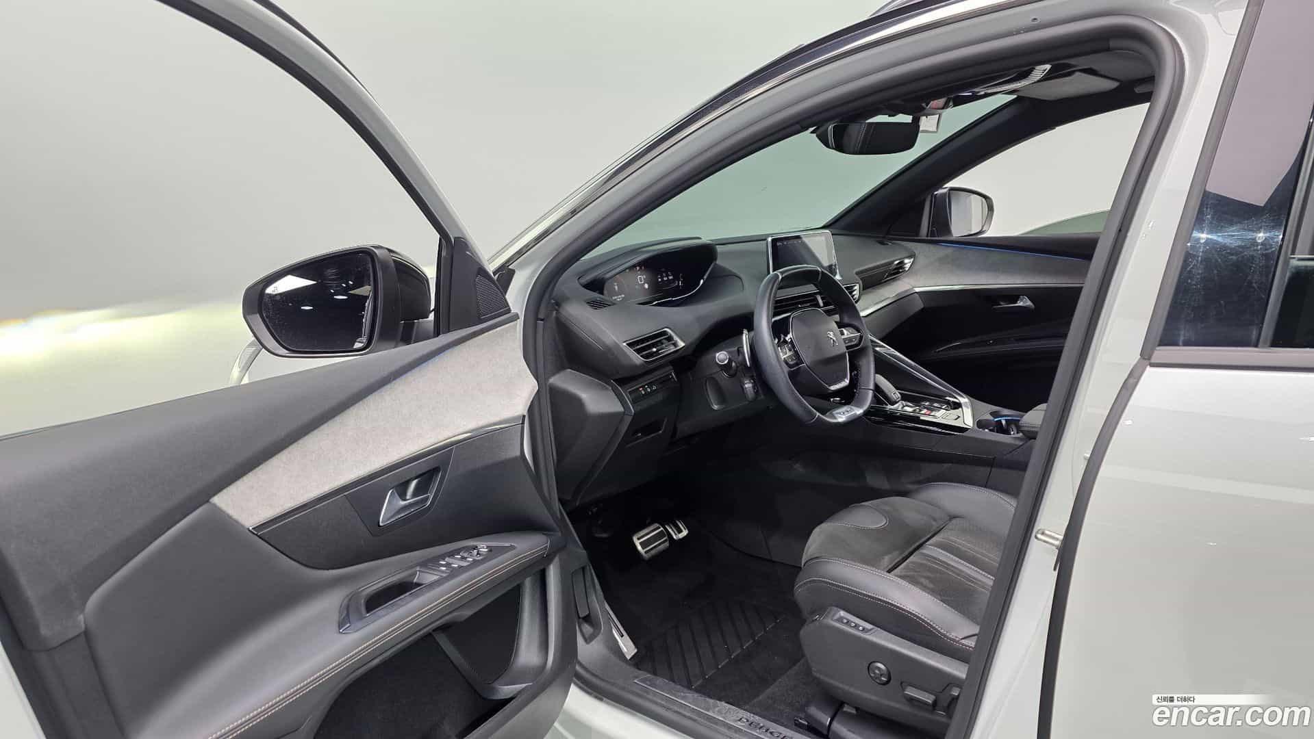 3008 Peugeot 2022.2-INNER-010