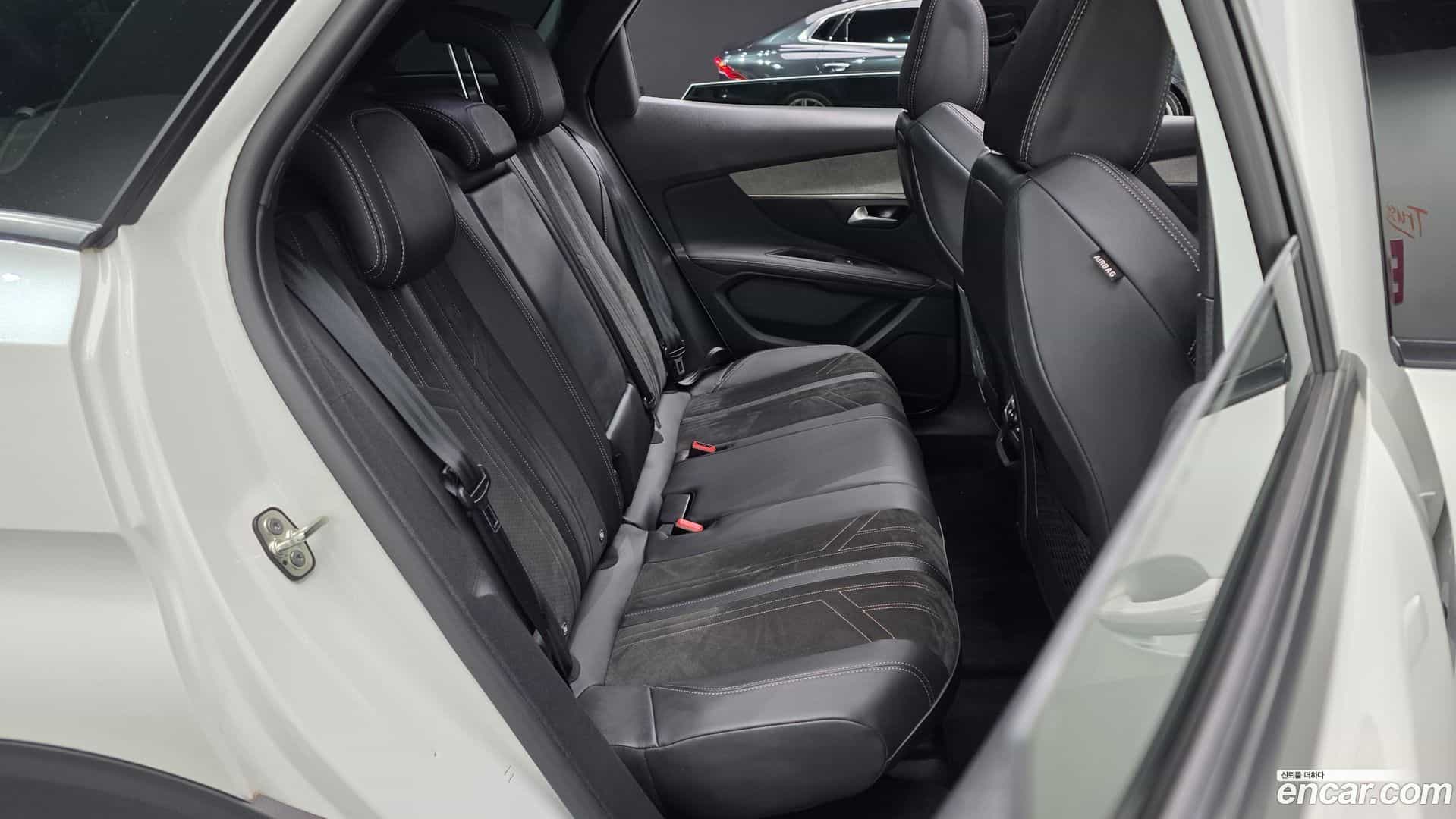 3008 Peugeot 2022.2-OPTION-015