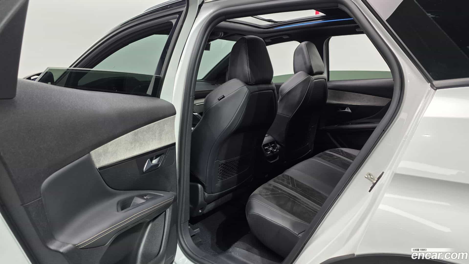 3008 Peugeot 2022.2-OPTION-016