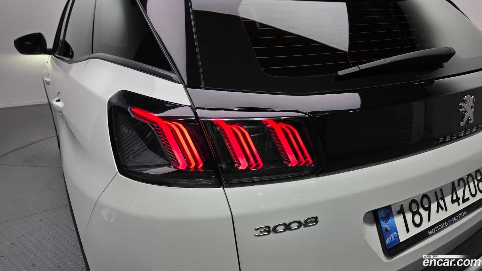 3008 Peugeot 2022.2-OUTER-033