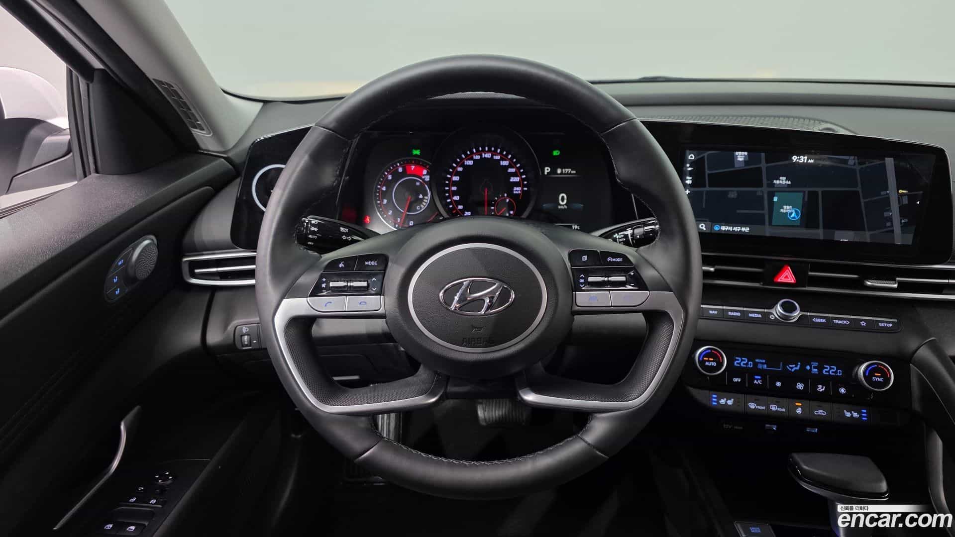 AVANTE Hyundai 2021.10-OPTION-020