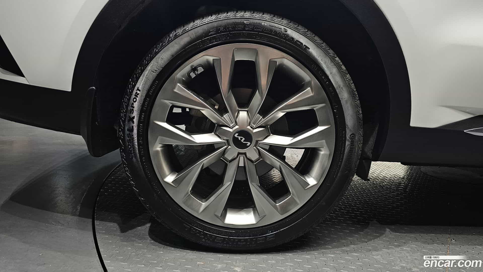 Sorento Kia 2023.4-OUTER-005