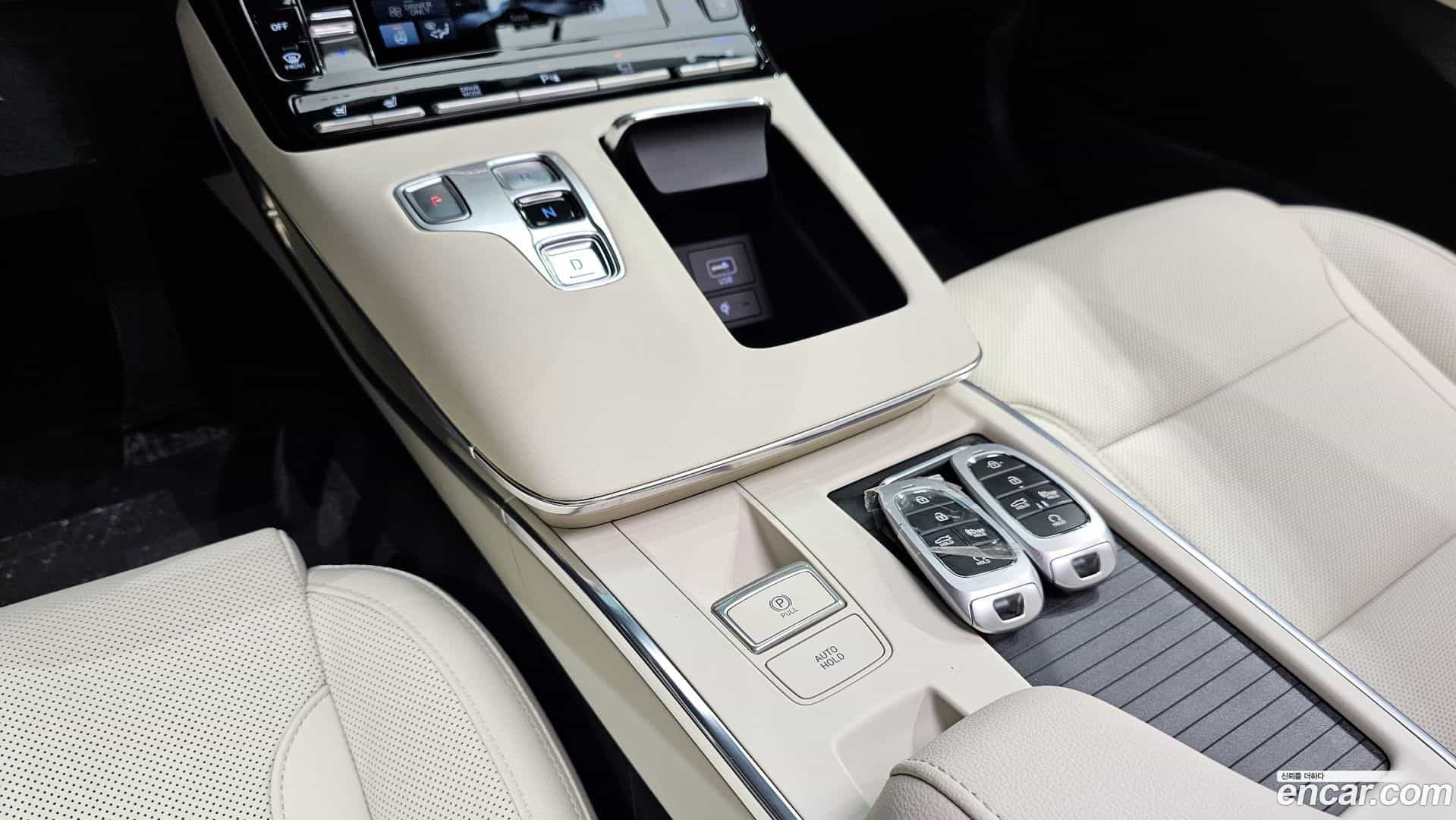 Grandeur Hyundai 2021.4-INNER-009