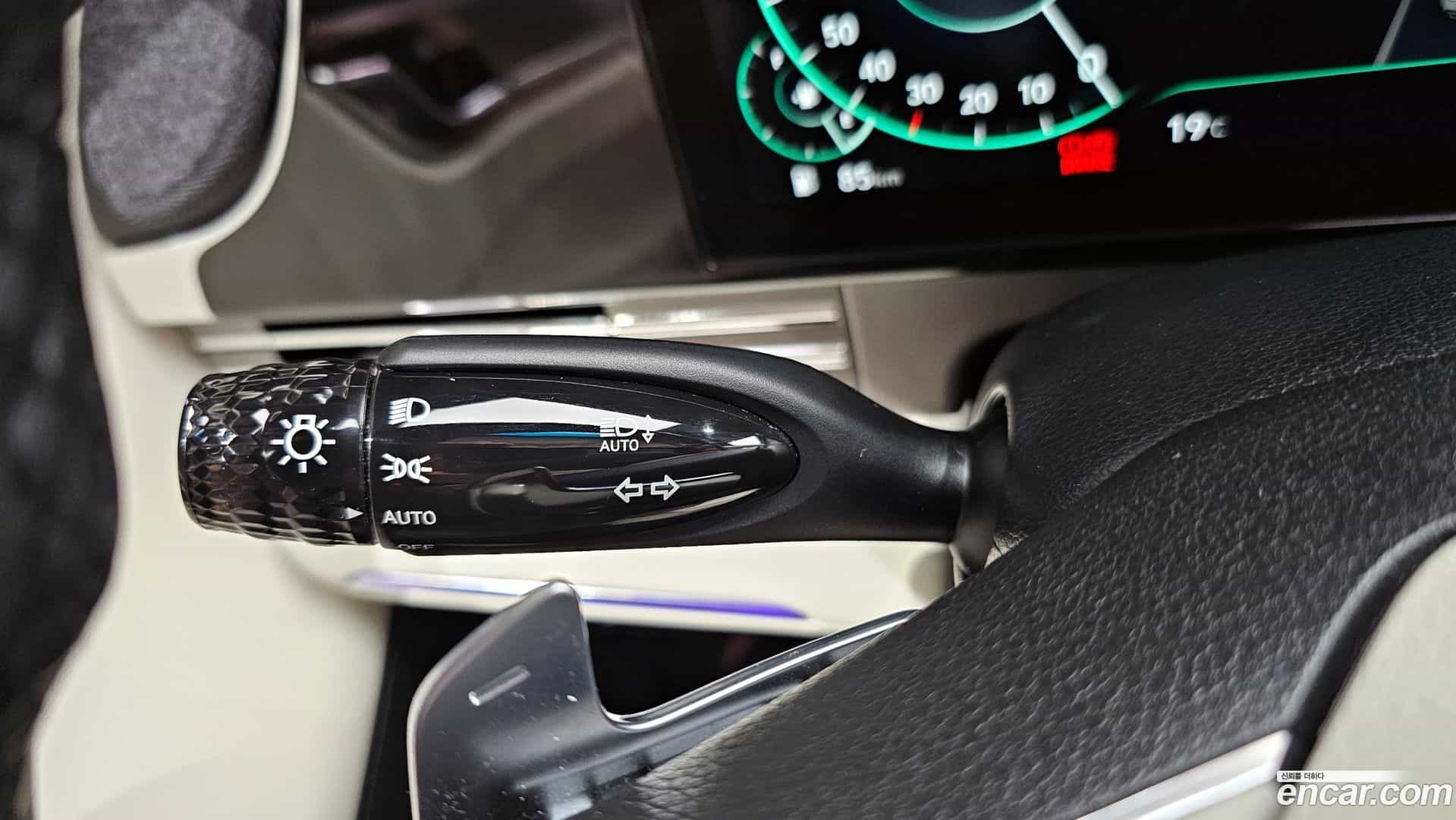 Grandeur Hyundai 2021.4-OPTION-040