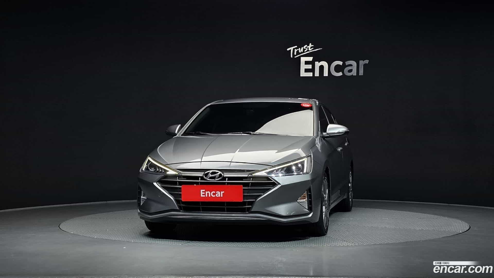 AVANTE Hyundai 2018.9-OUTER-003