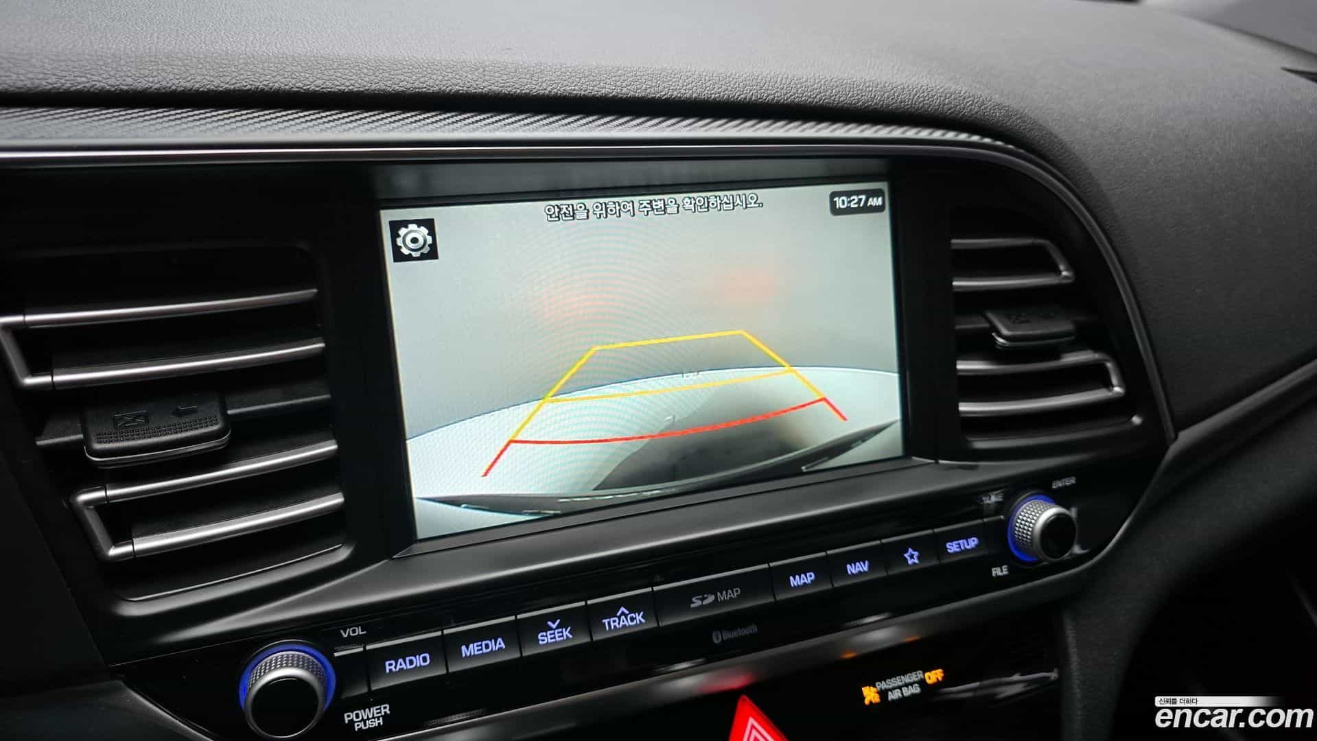 AVANTE Hyundai 2018.9-OPTION-019