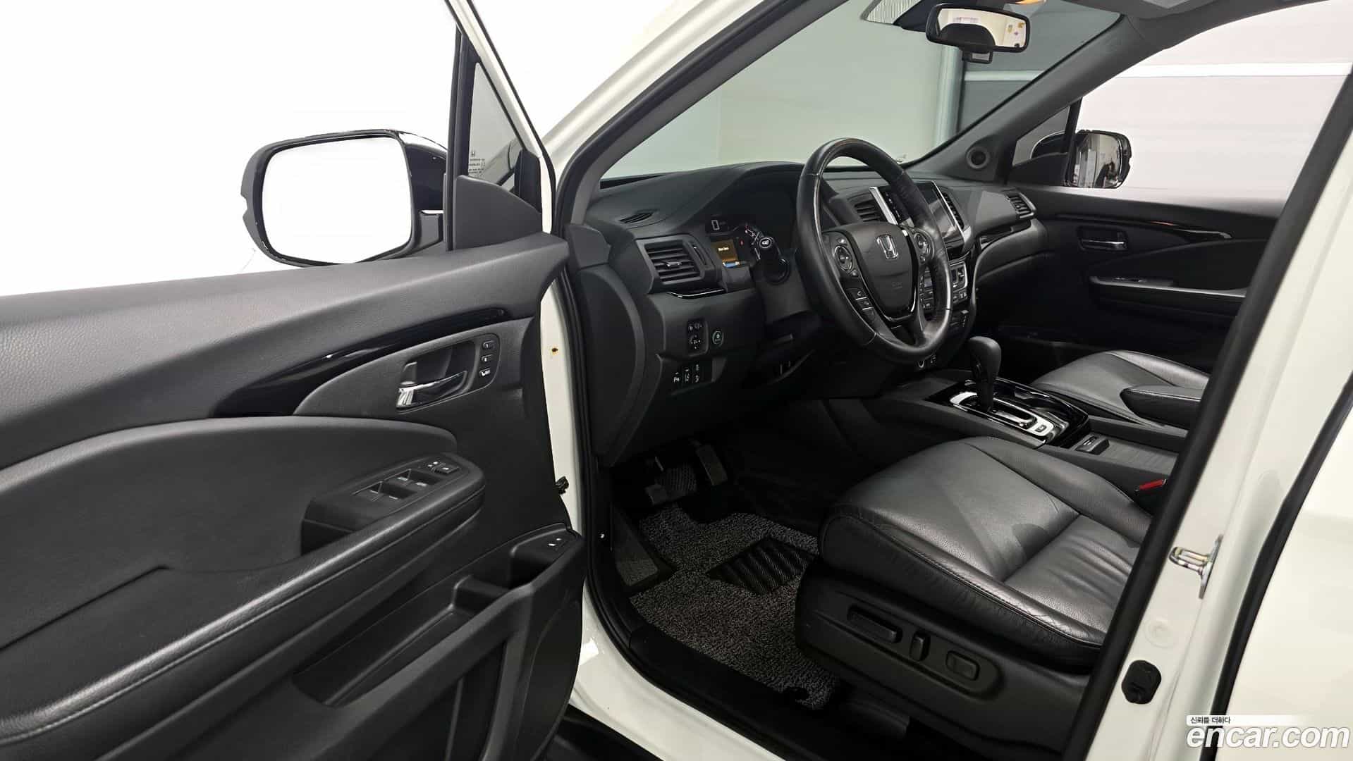 Pilot Honda 2018.2-INNER-010