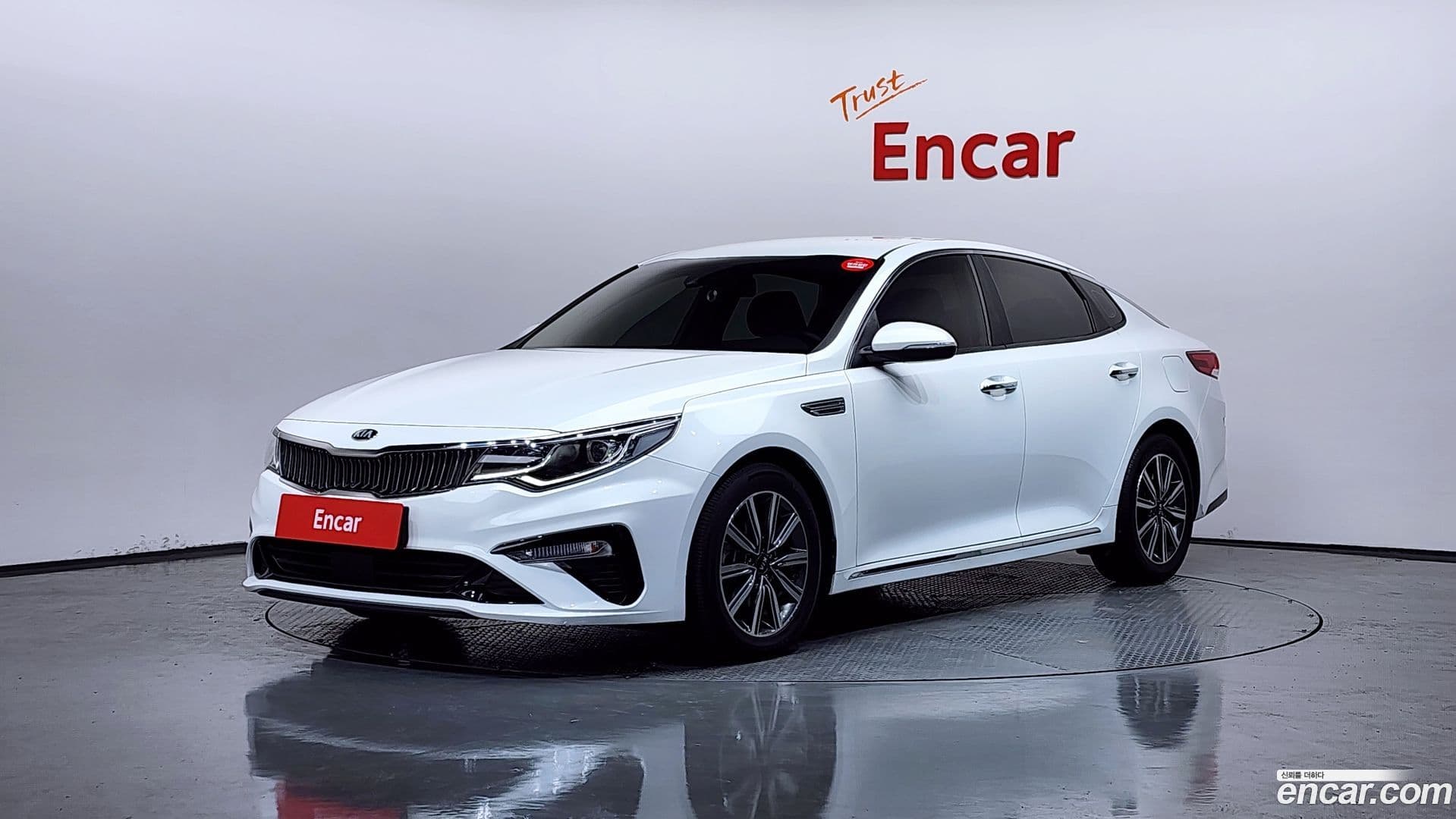 Main__Slider__Photo:K5 Kia 2019.6-0
