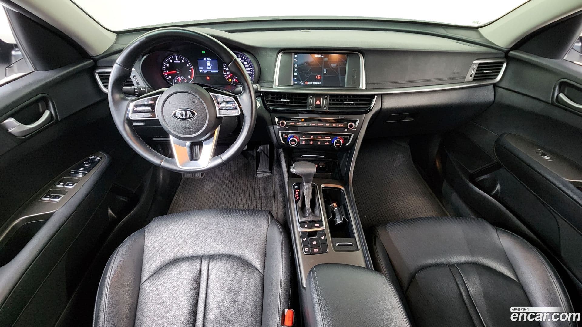 Main__Slider__Photo:K5 Kia 2019.6-6