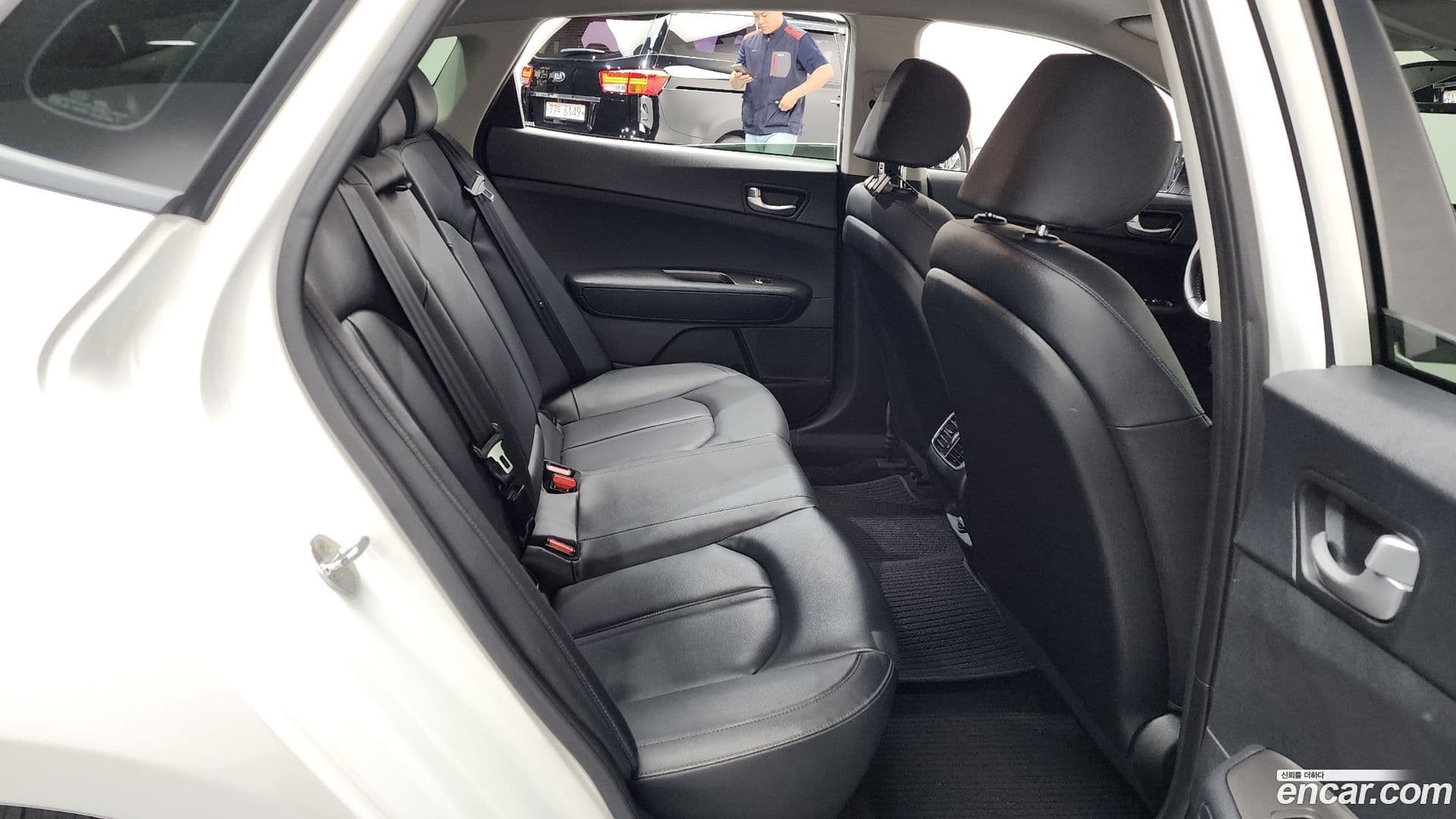 Main__Slider__Photo:K5 Kia 2019.6-16