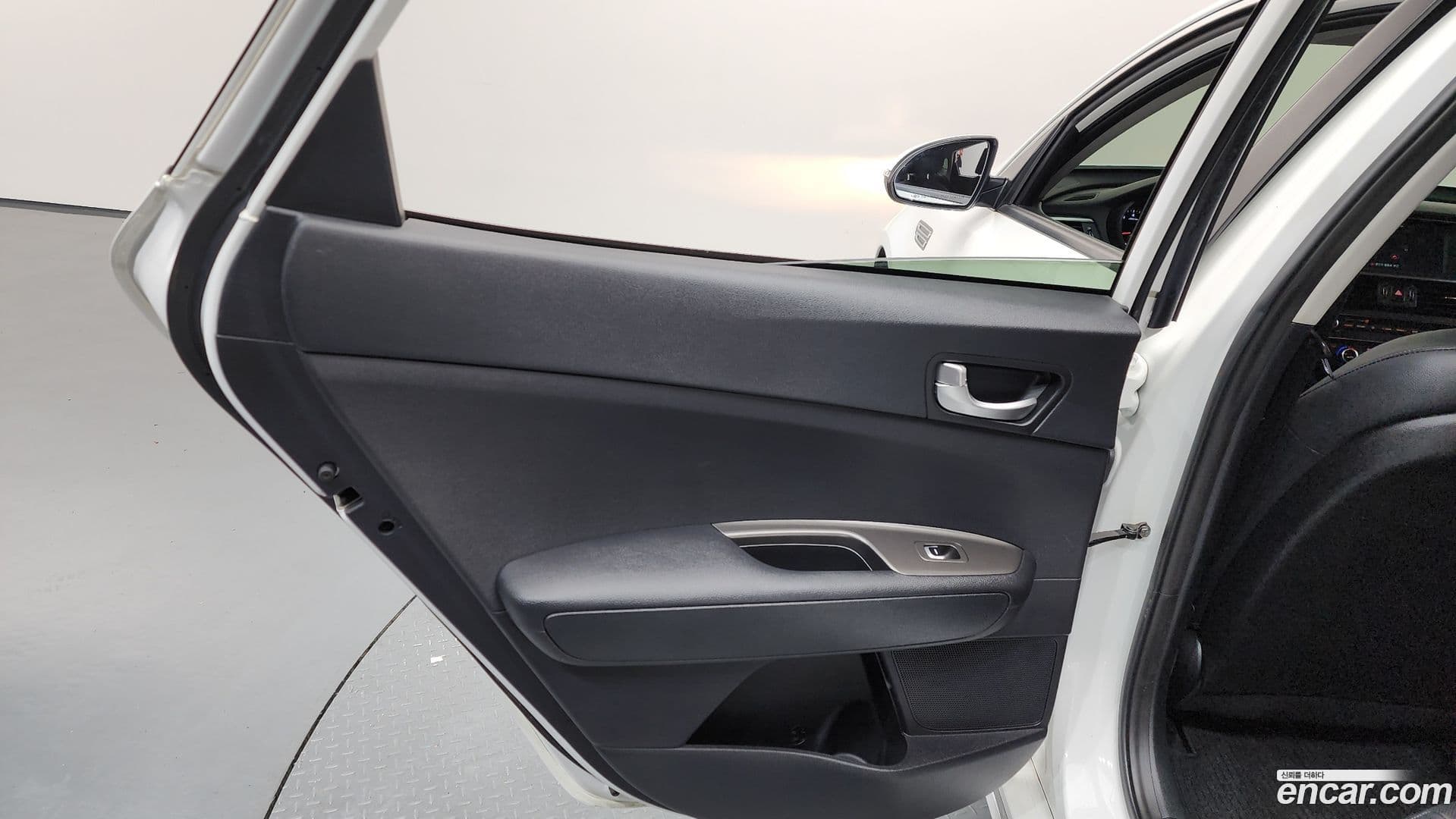 Main__Slider__Photo:K5 Kia 2019.6-24