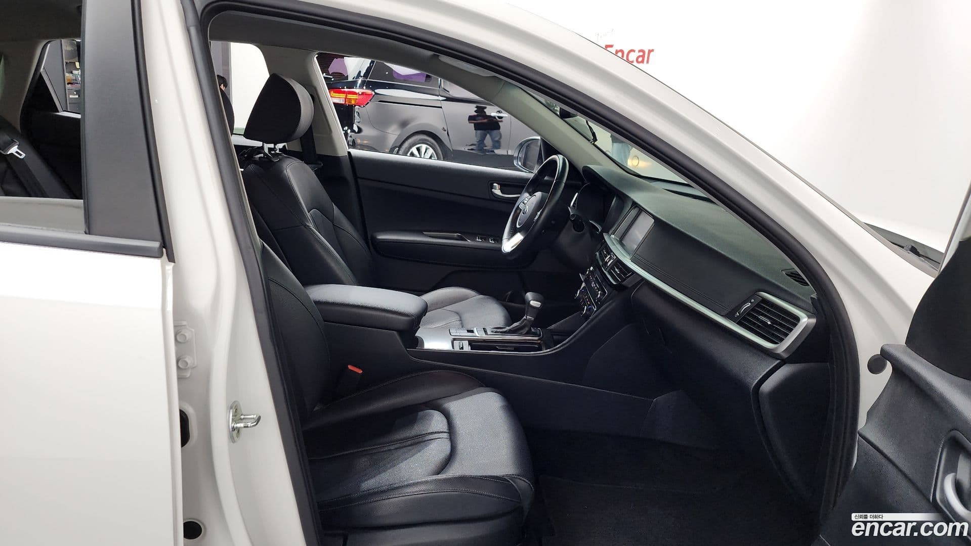 Main__Slider__Photo:K5 Kia 2019.6-25