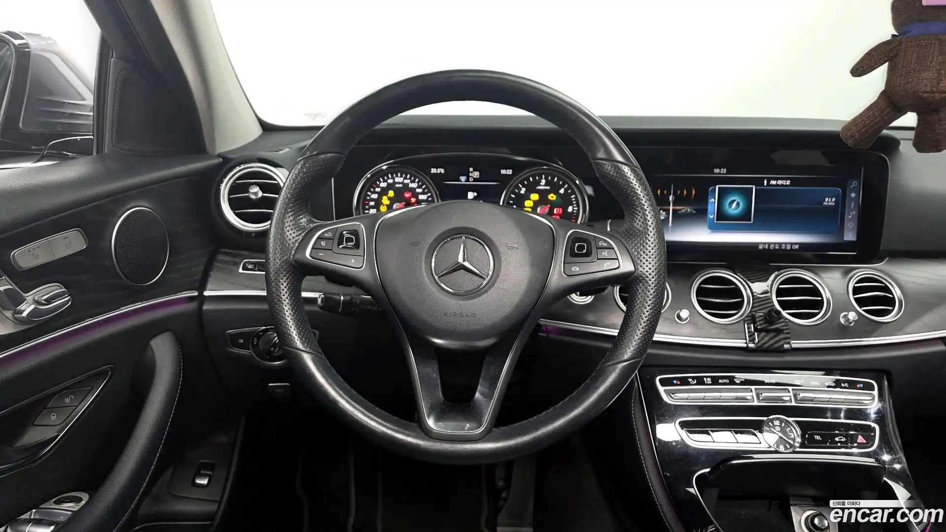 E-Class Mercedes-Benz 2017.7-OPTION-016