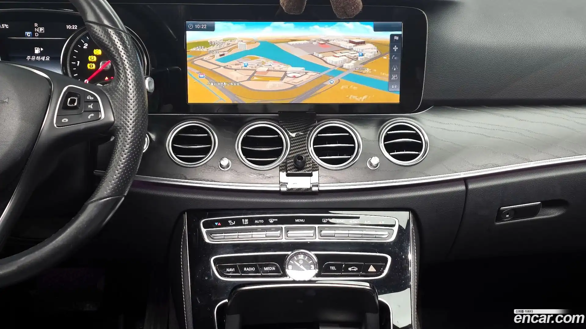 E-Class Mercedes-Benz 2017.7-OPTION-017