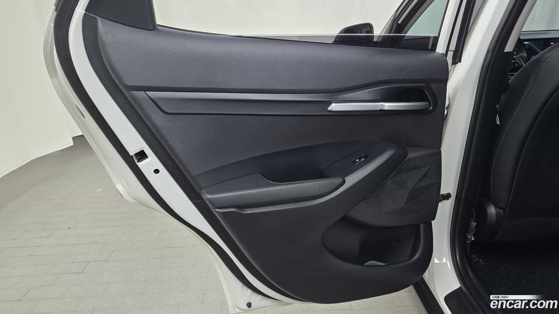 Seltos Kia 2022.8-INNER-035