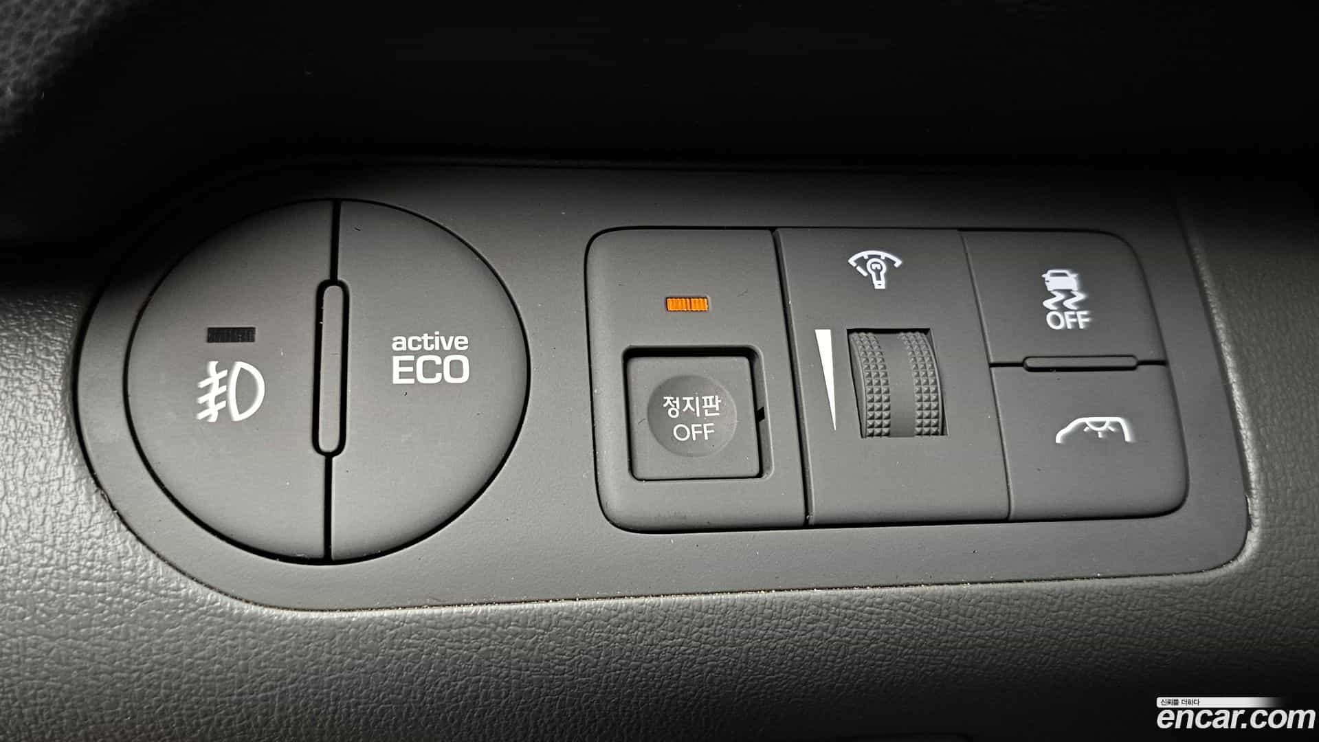 Starex Hyundai 2020.0-OPTION-021