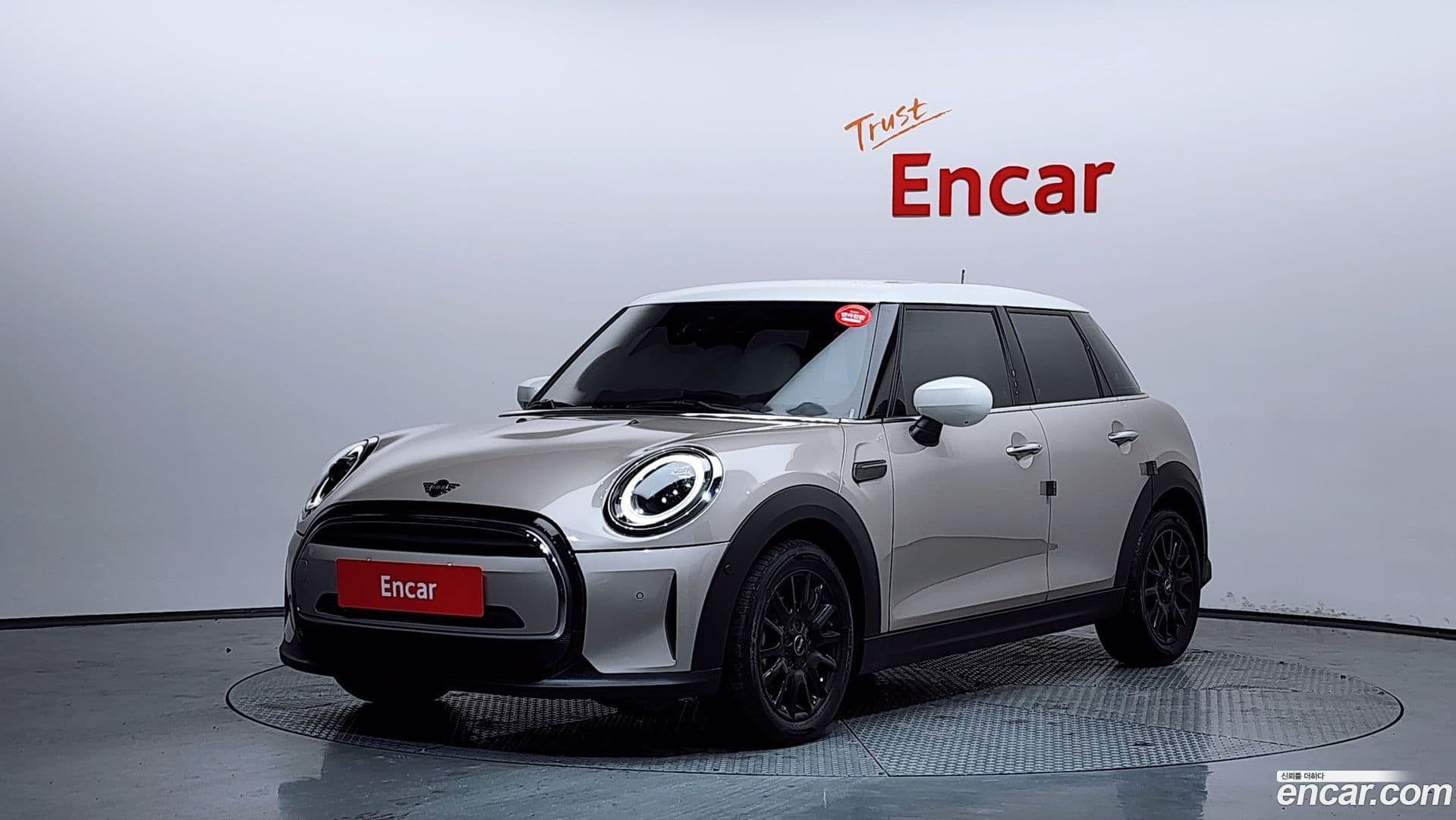 Main__Slider__Photo:Cooper Mini 2024.4-0