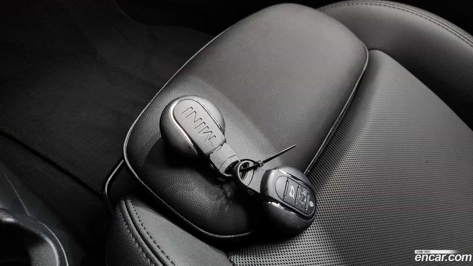Cooper Mini 2024.4-OPTION-019