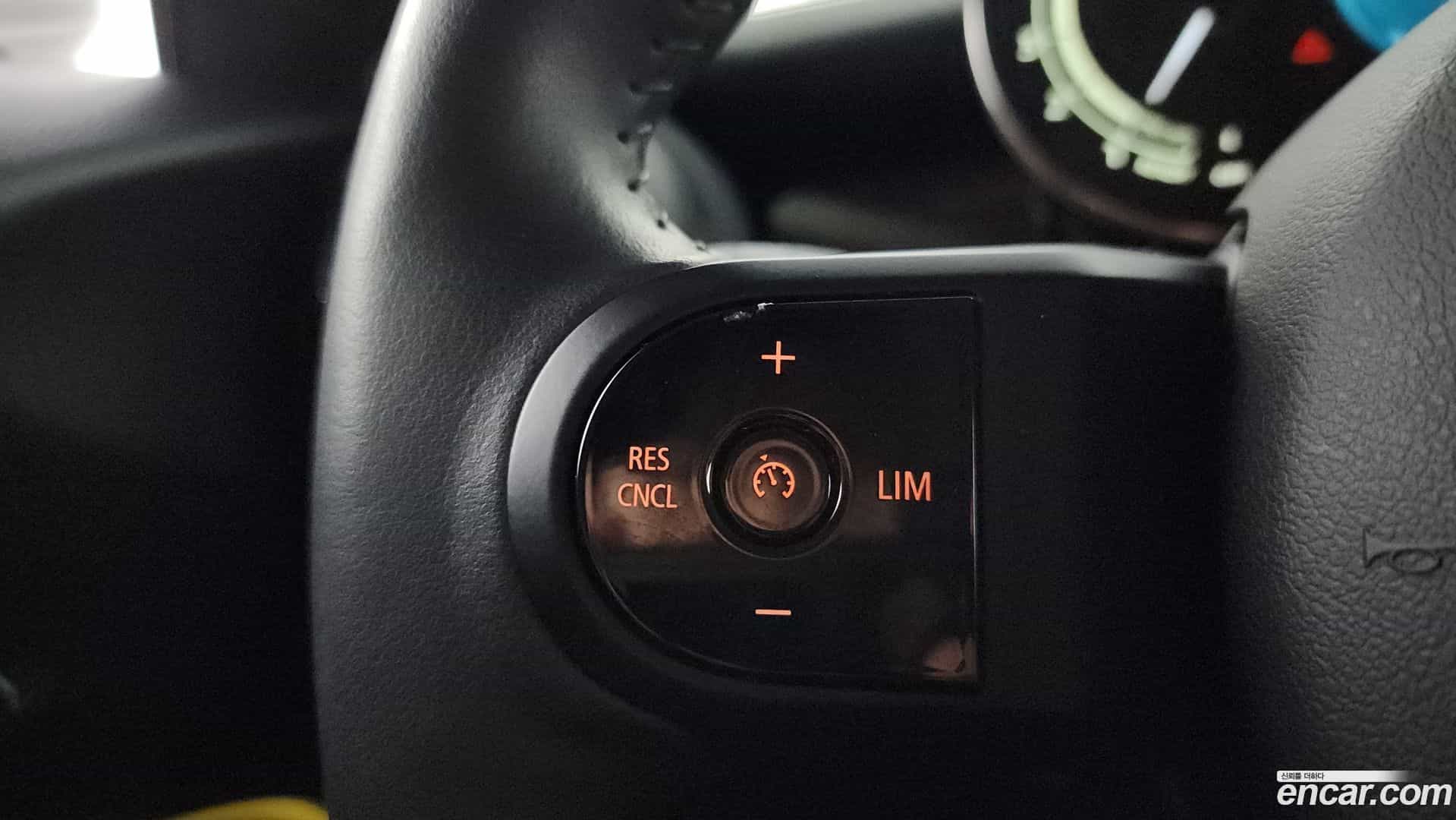 Cooper Mini 2024.4-OPTION-020