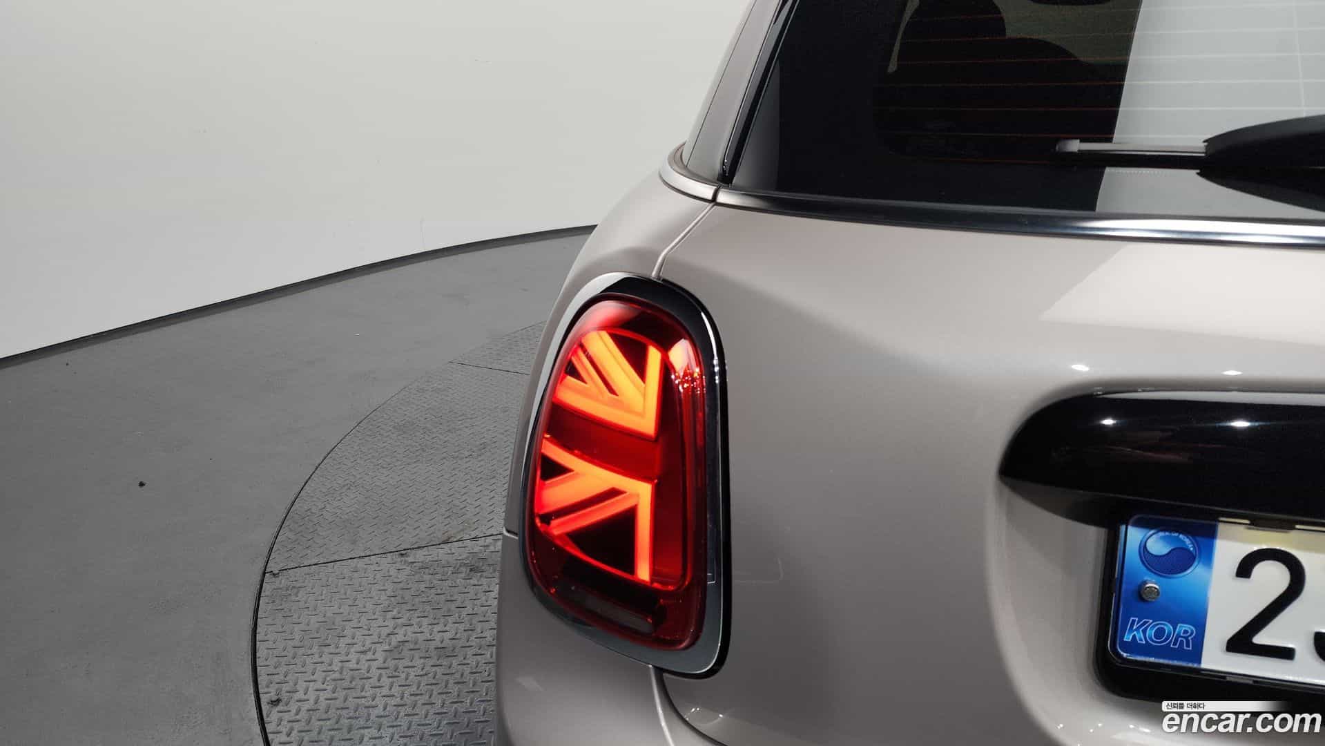 Cooper Mini 2024.4-OUTER-033