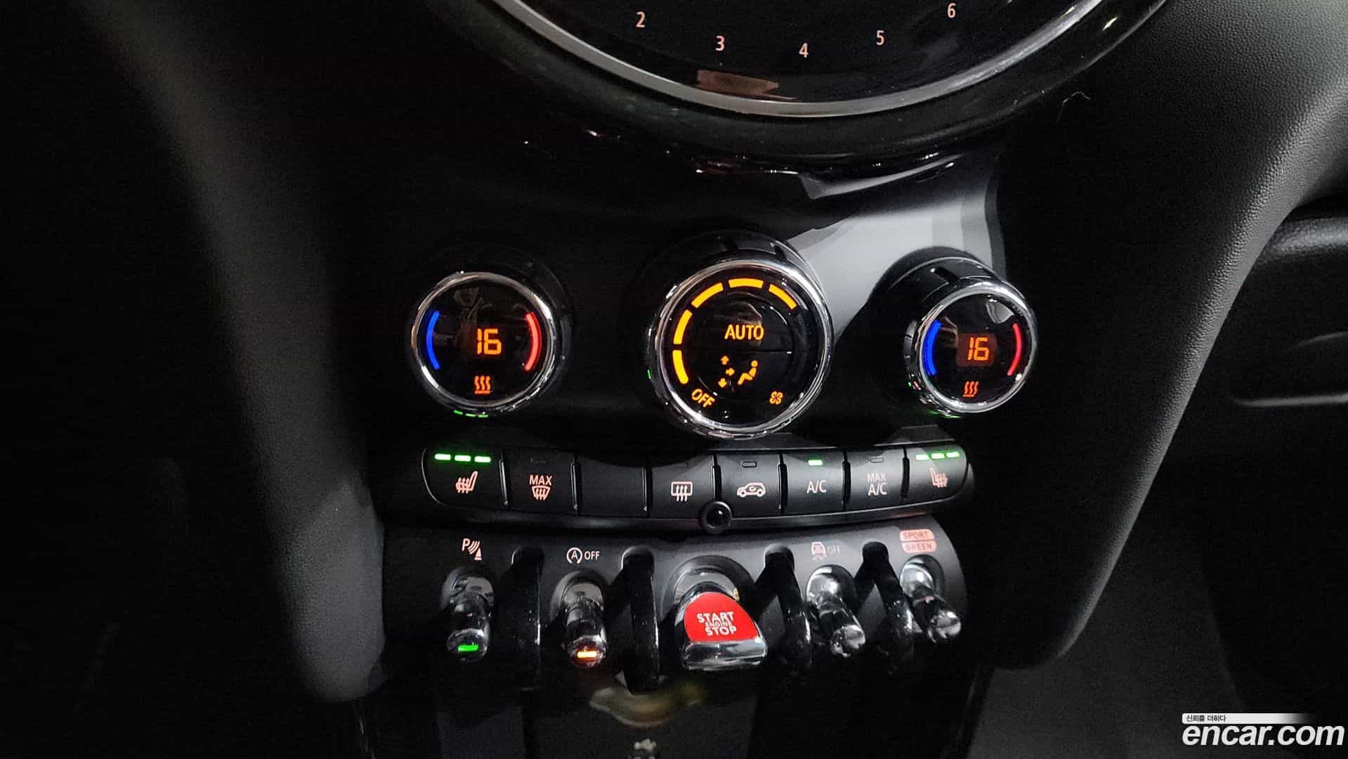 Cooper Mini 2024.4-OPTION-045