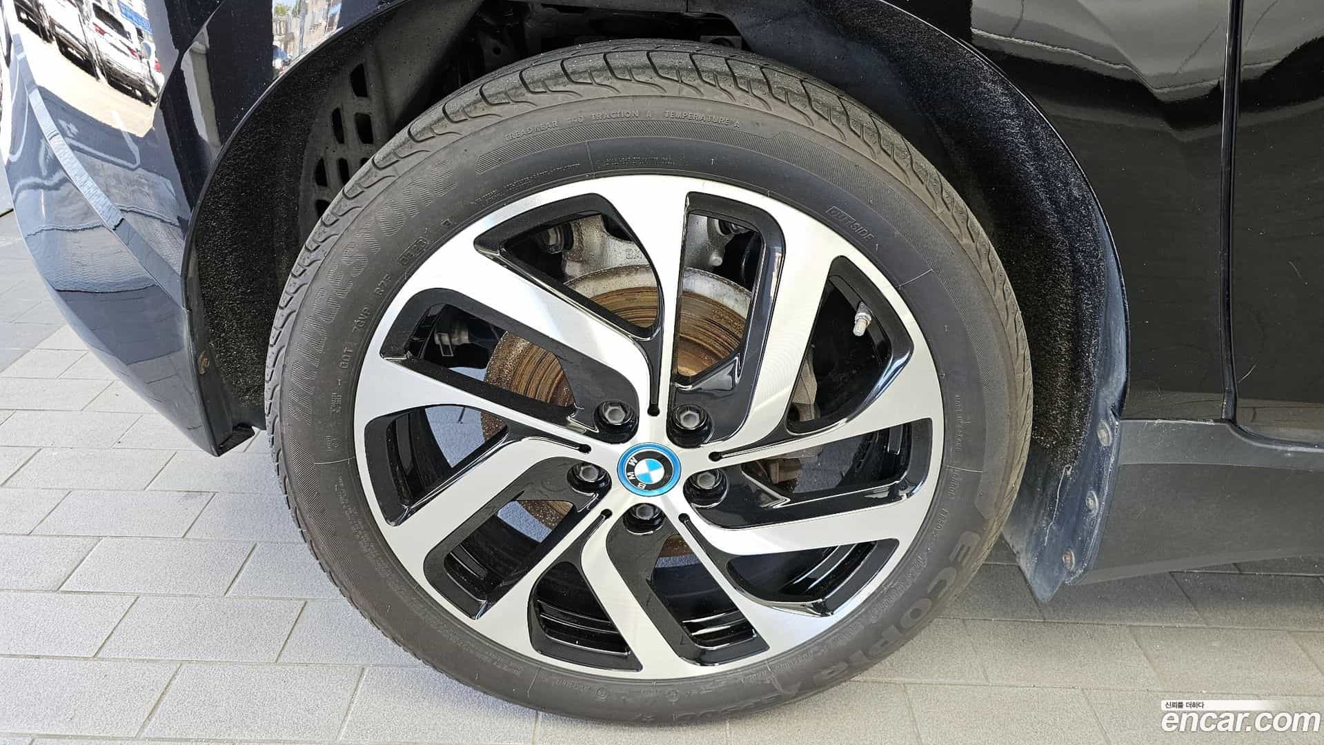 i3 BMW 2019.6-OUTER-005