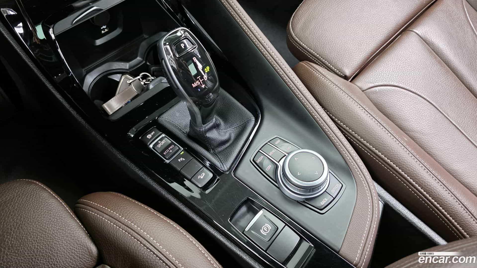 X1 BMW 2021.6-INNER-009