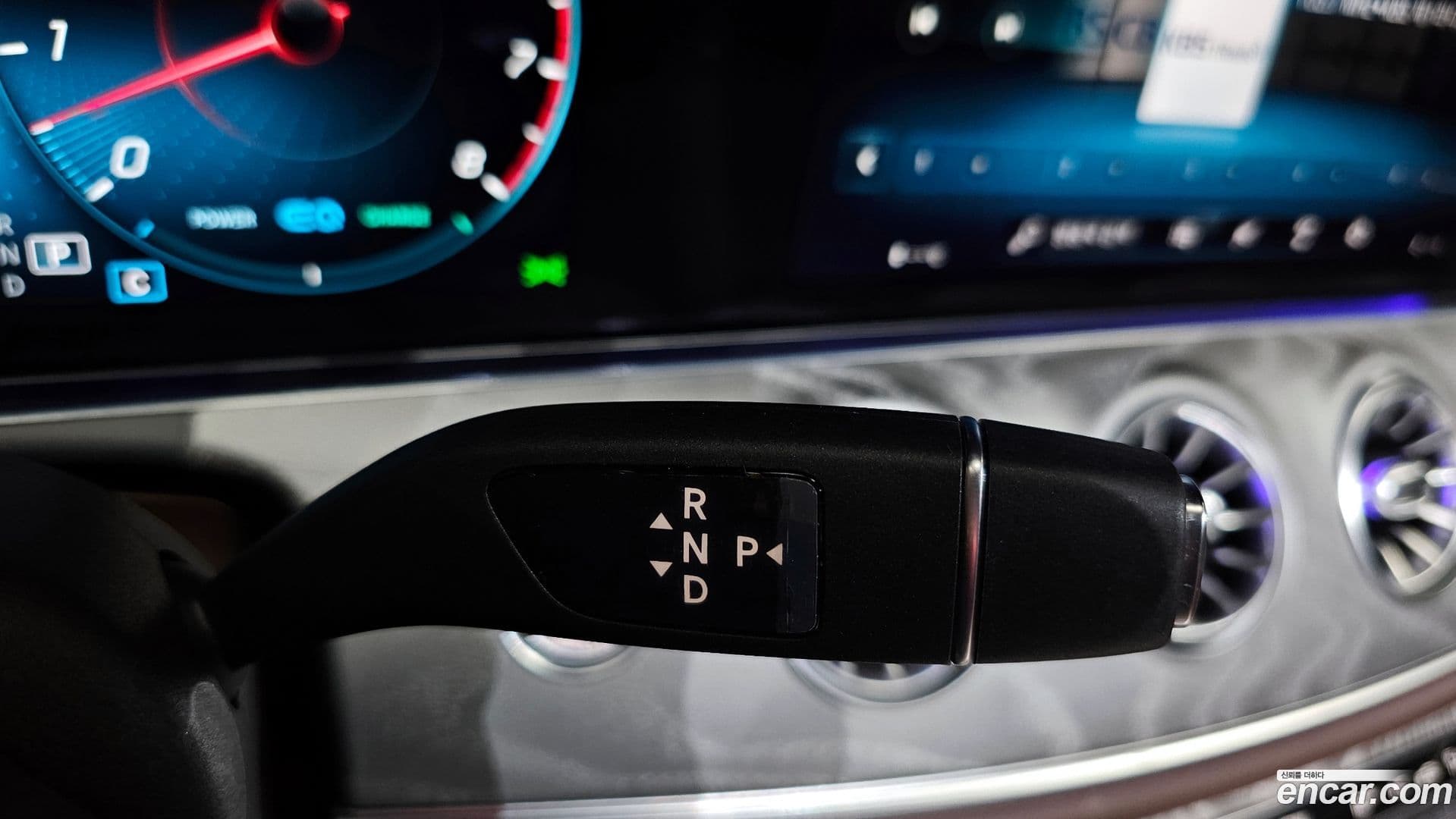 Main__Slider__Photo:CLS-Class Mercedes-Benz 2021.2-8