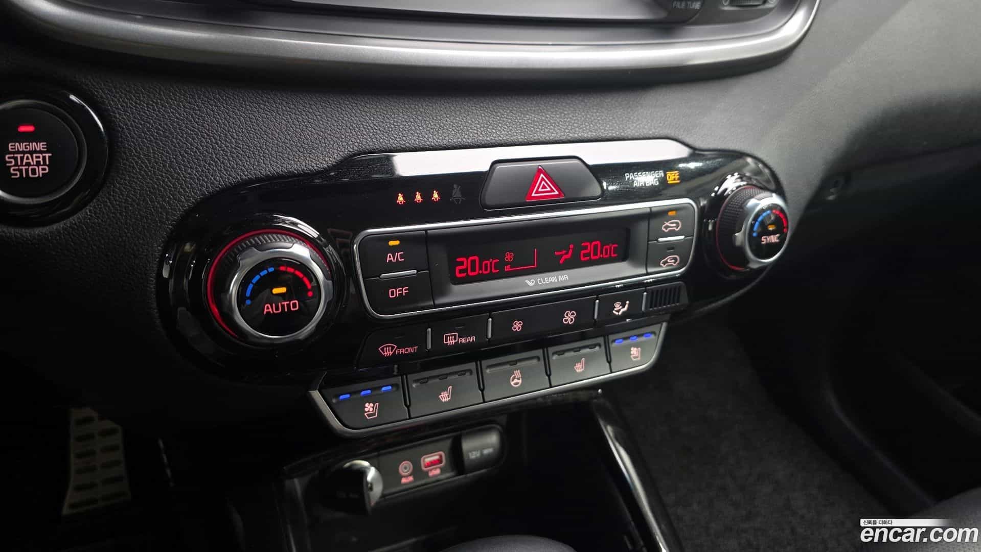 Sorento Kia 2018.6-OPTION-020