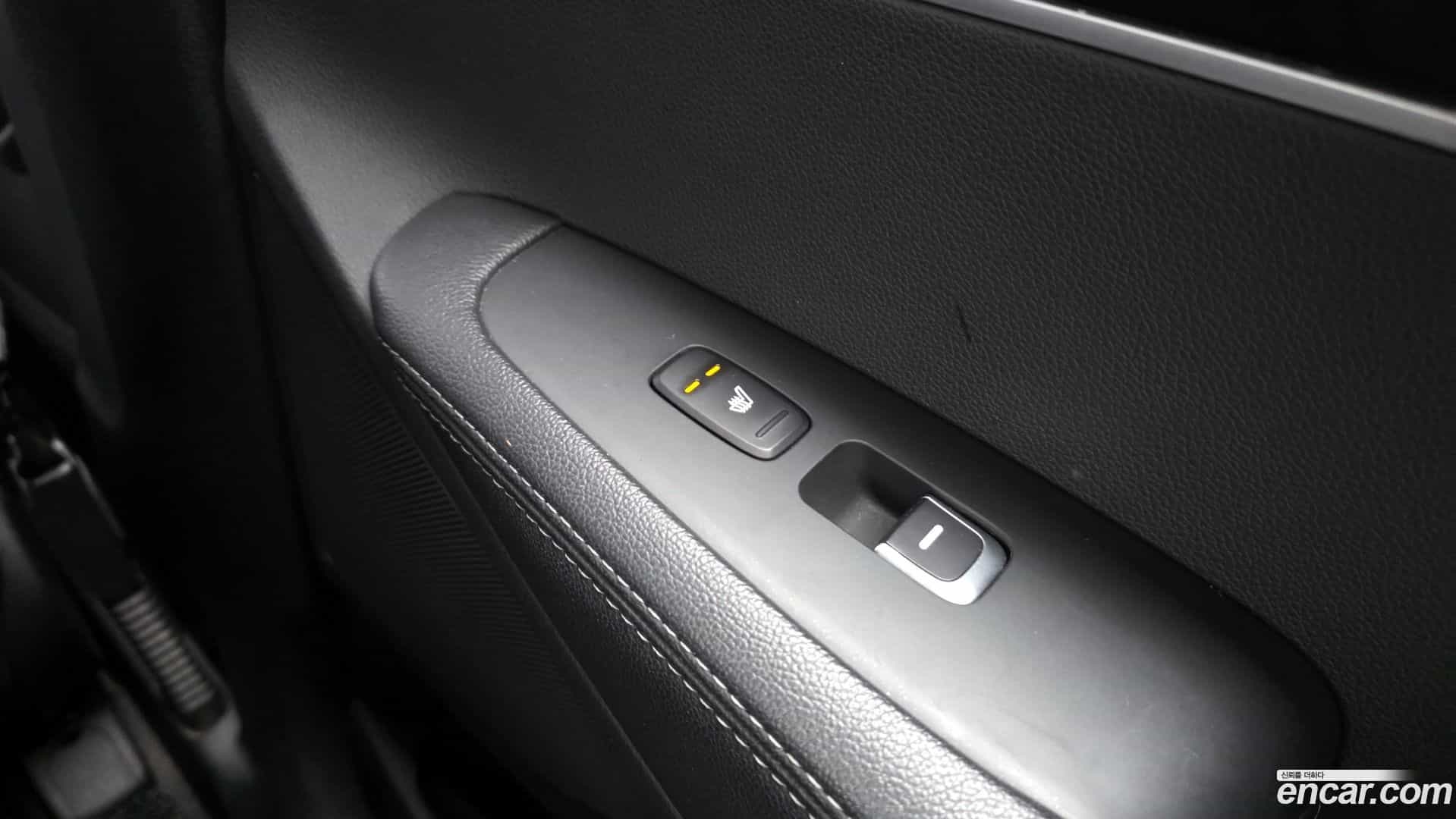 Sorento Kia 2018.6-OPTION-023