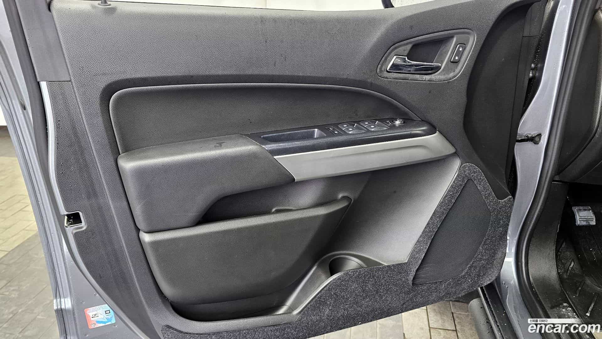 Colorado Chevrolet 2022.9-INNER-034
