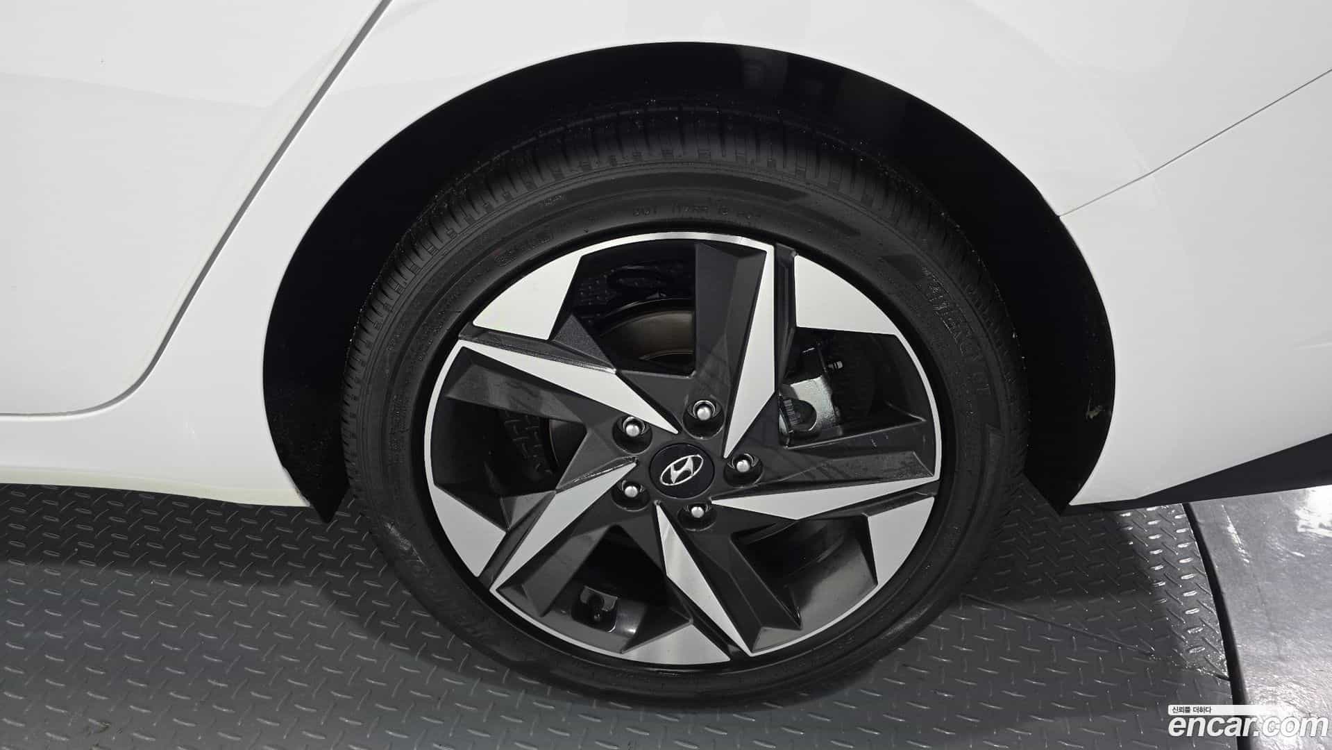 AVANTE Hyundai 2022.9-OUTER-031