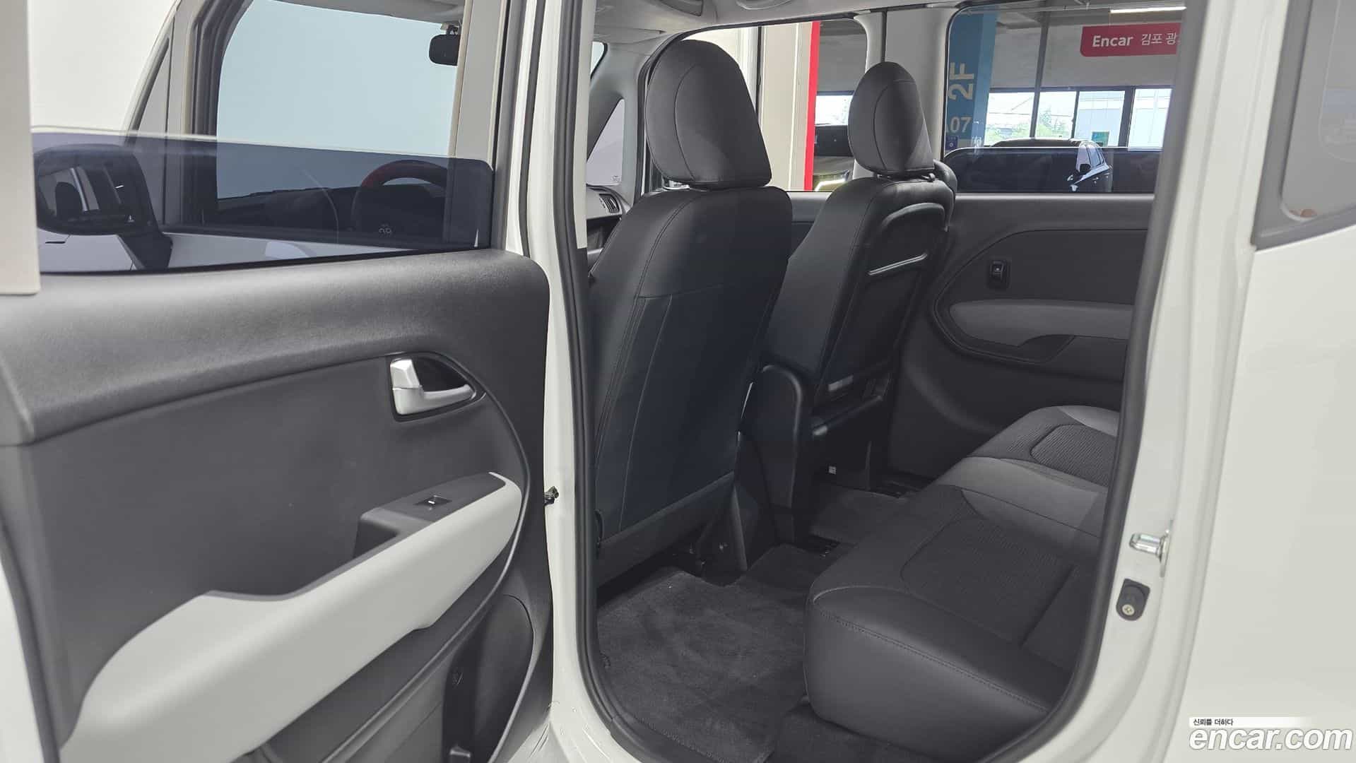 RAY Kia 2023.11-INNER-036