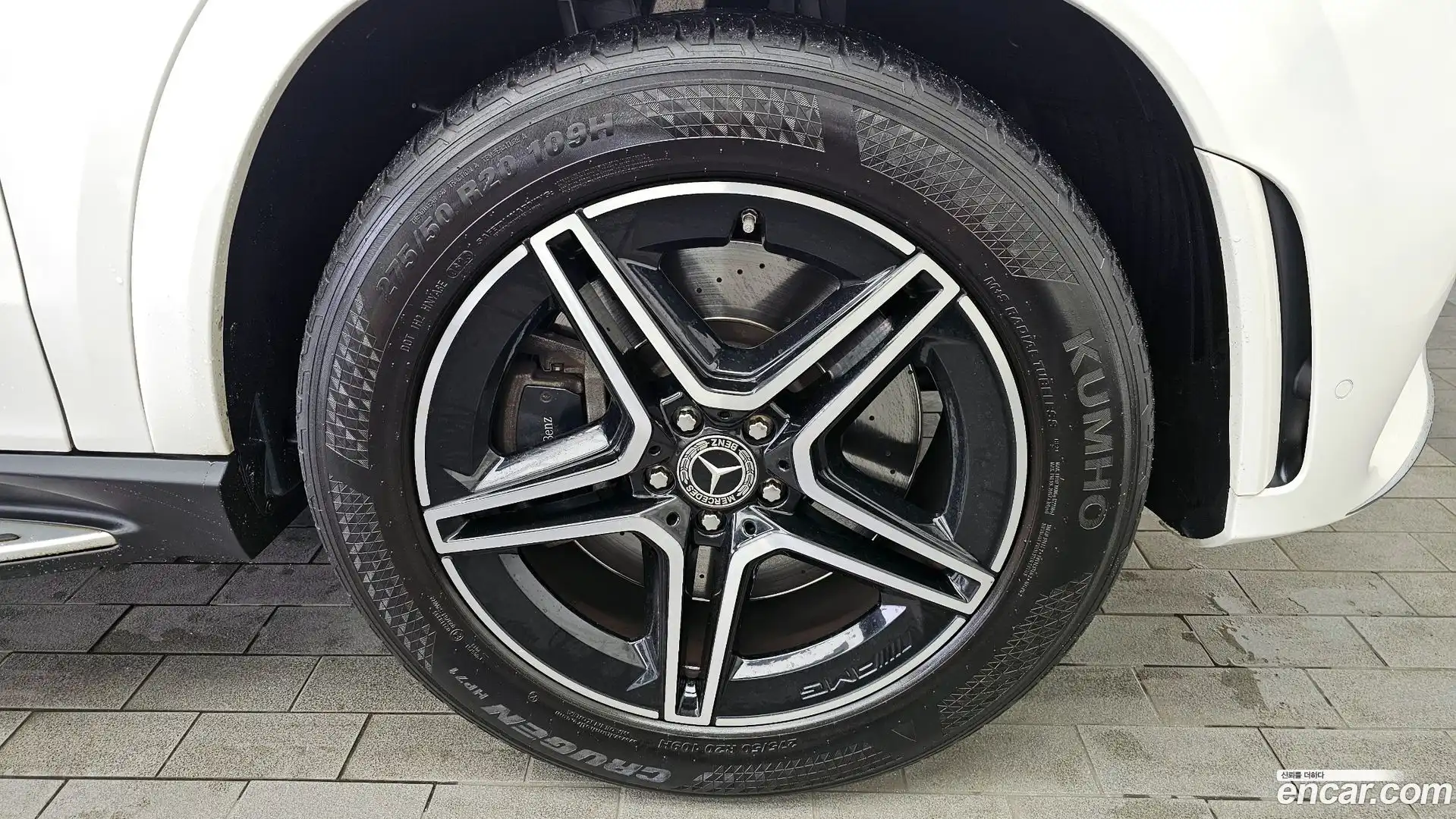 GLE-Class Mercedes-Benz 2019.11-OUTER-031