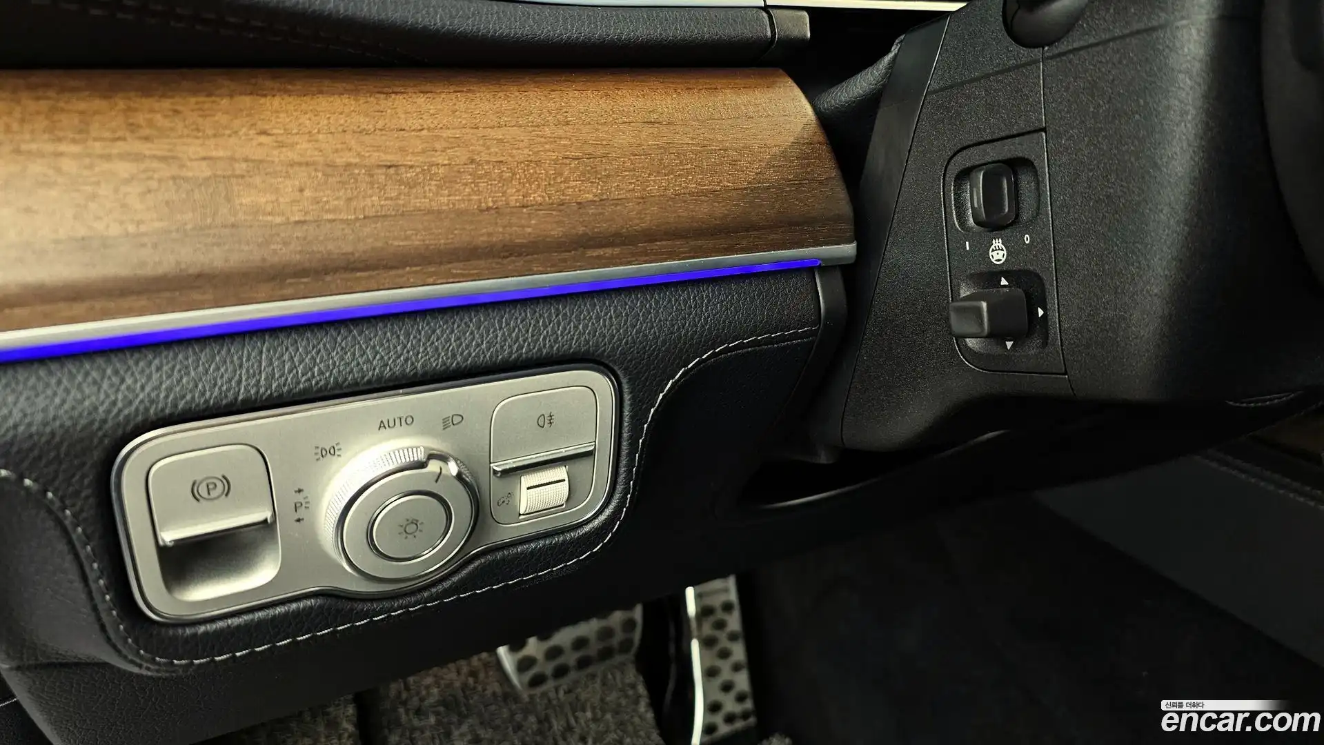 GLE-Class Mercedes-Benz 2019.11-OPTION-040