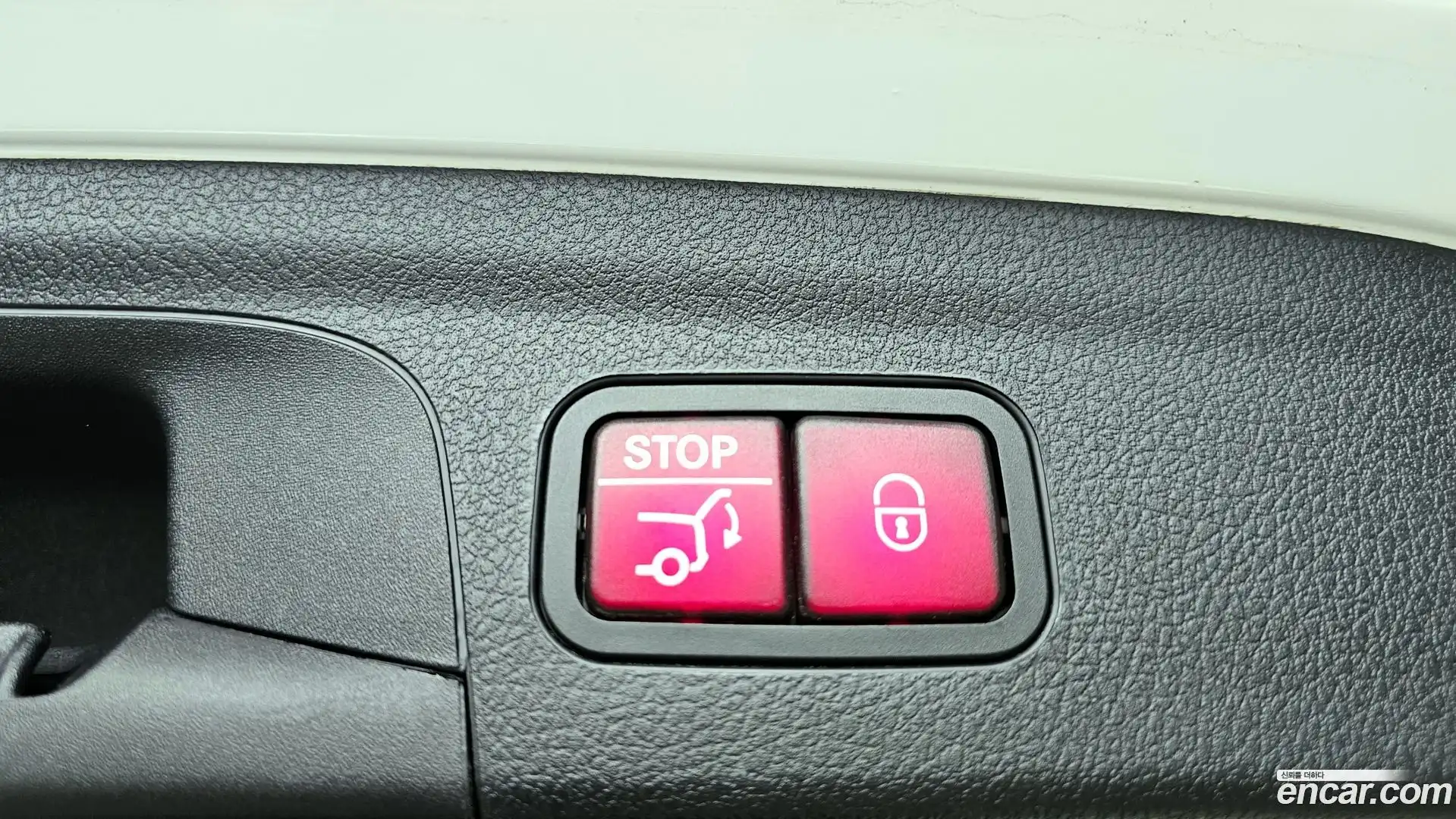 GLE-Class Mercedes-Benz 2019.11-OPTION-041