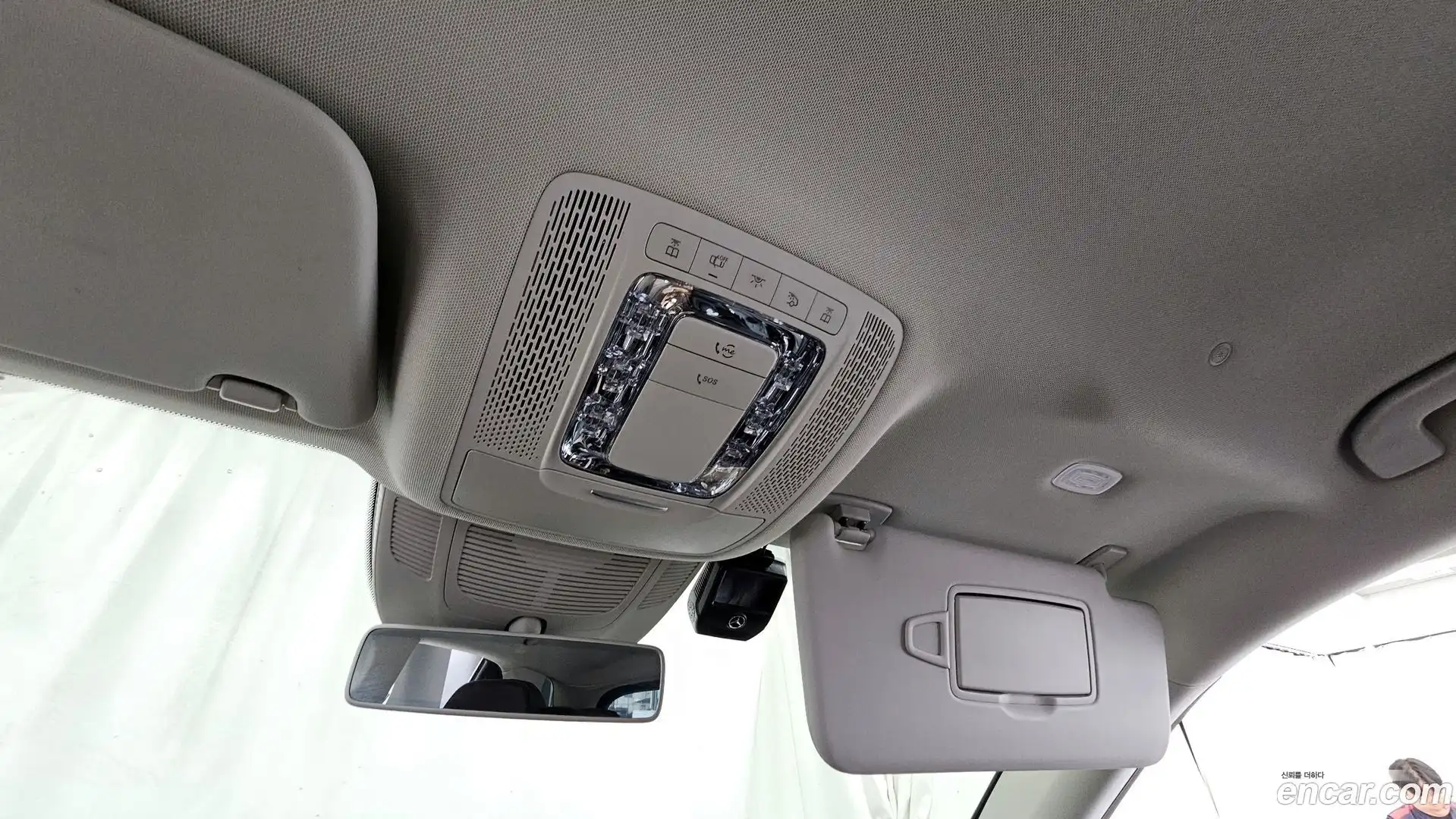 GLE-Class Mercedes-Benz 2019.11-OPTION-044
