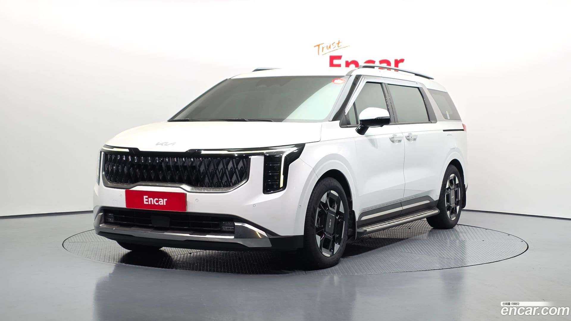 Main__Slider__Photo:Canival Kia 2024.2-0