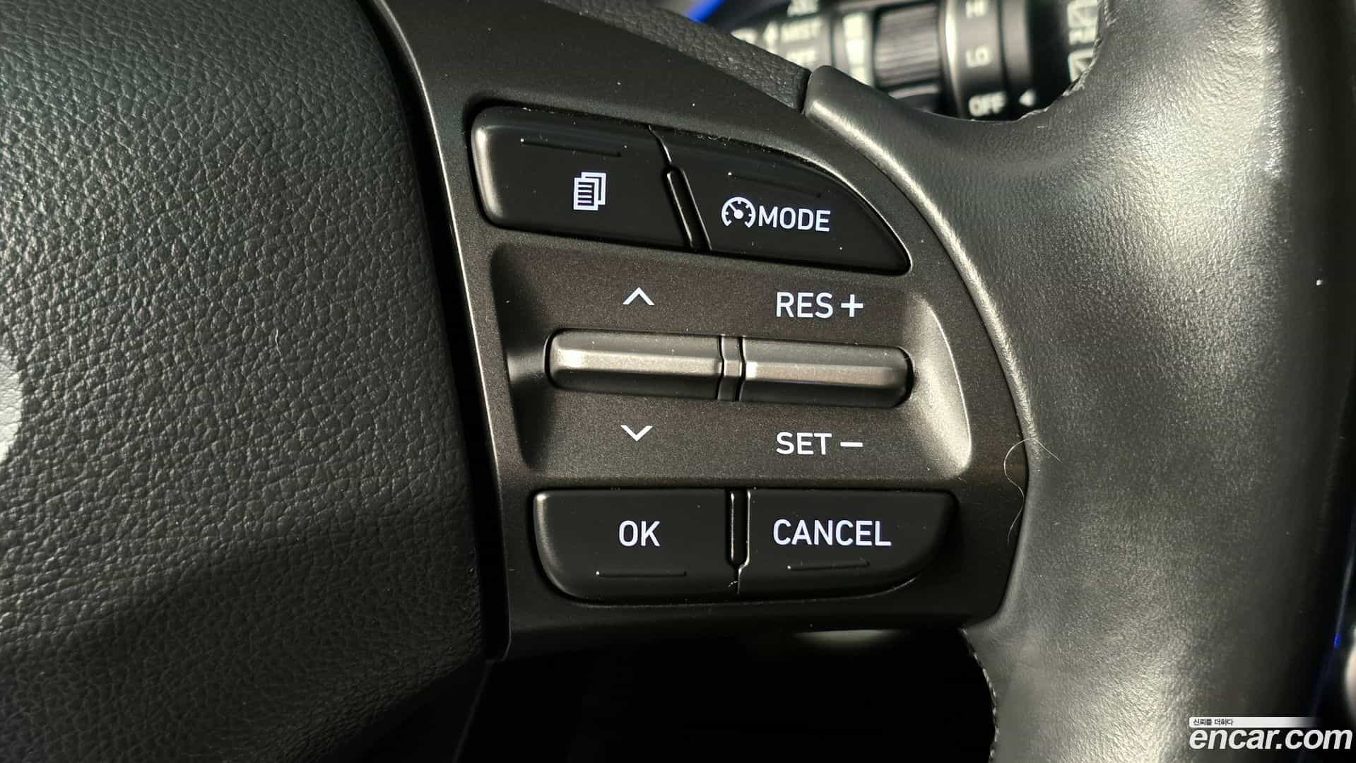 Kona Hyundai 2018.7-OPTION-019
