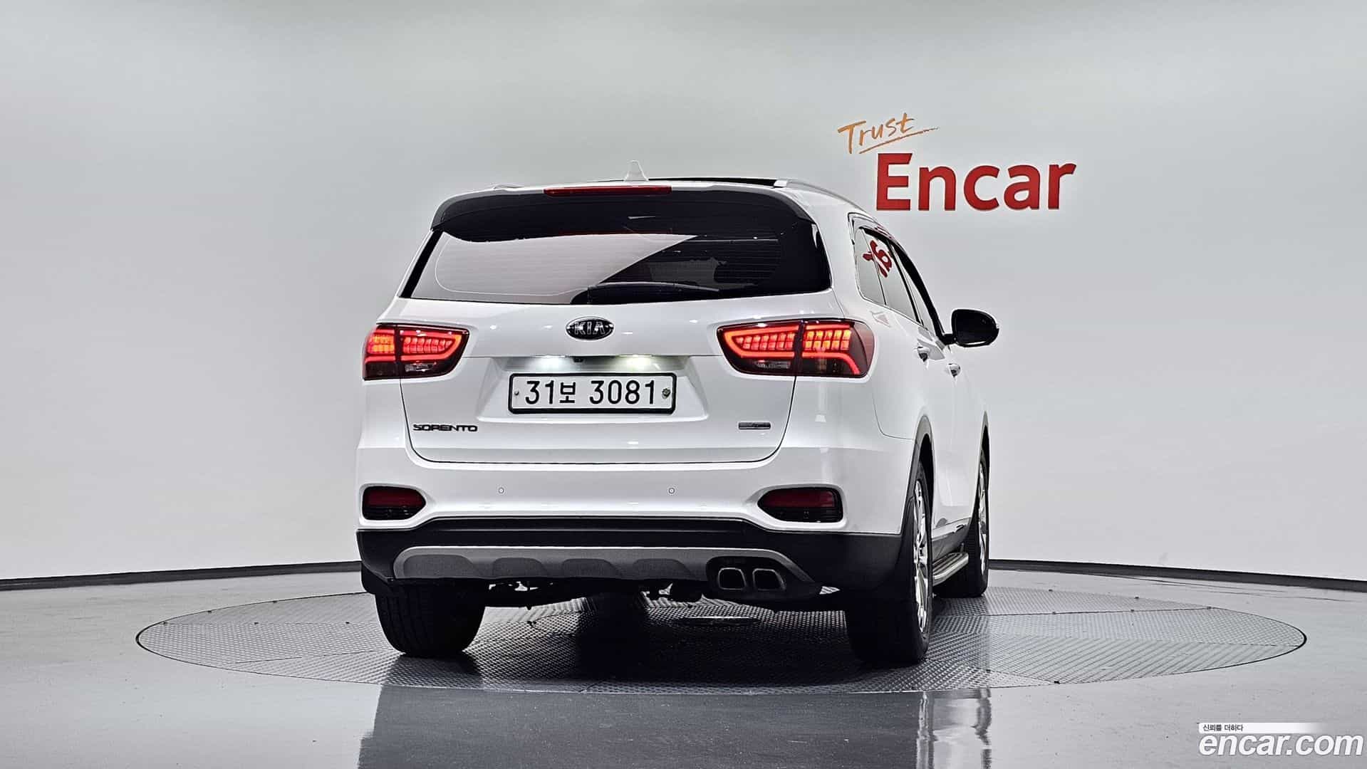 Sorento Kia 2018.2-OUTER-004